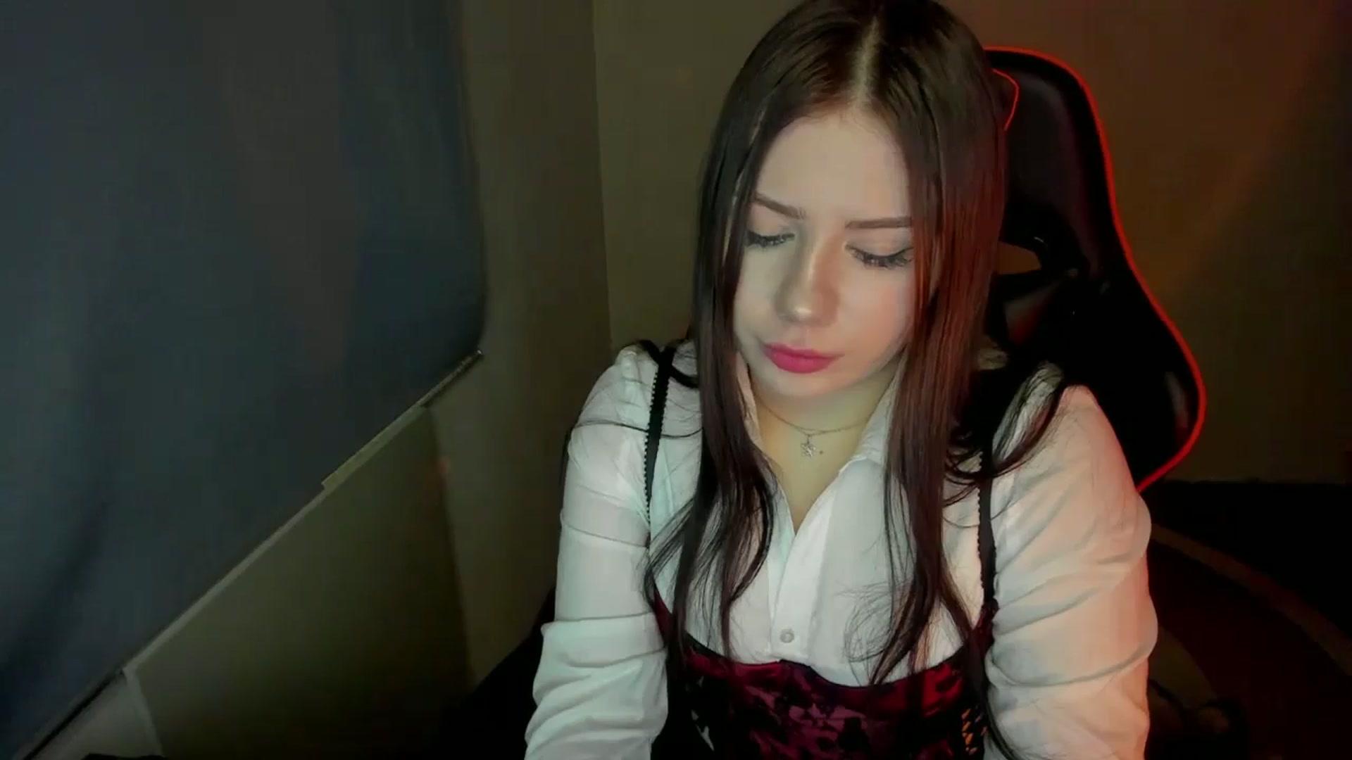 Gallery image thumbnail from FlyingDream's myfreecams stream on, 01/28/2025, 16:19 image 6 of 20