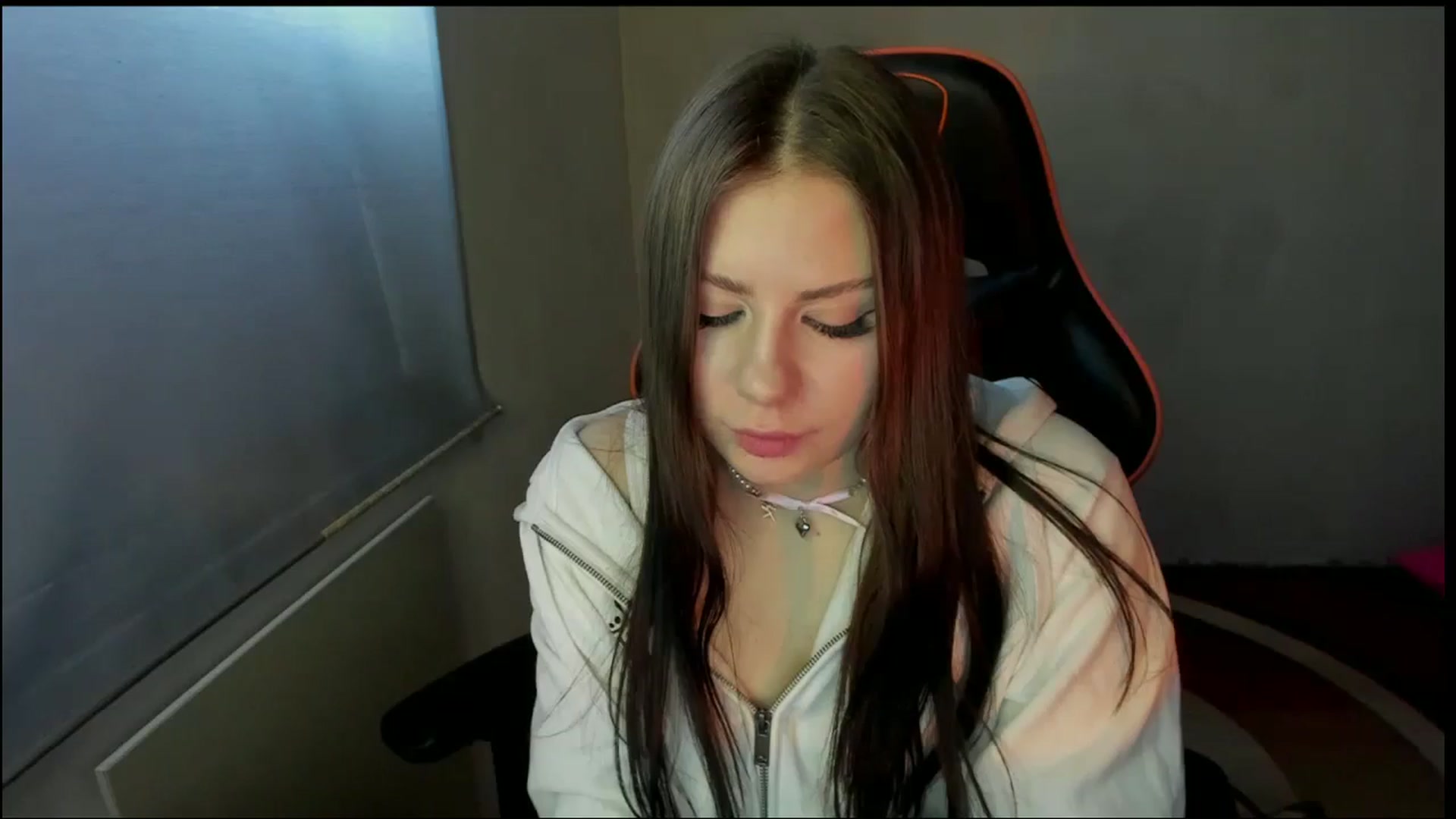 Gallery image thumbnail from FlyingDream's myfreecams stream on, 02/23/2025, 13:57 image 18 of 20