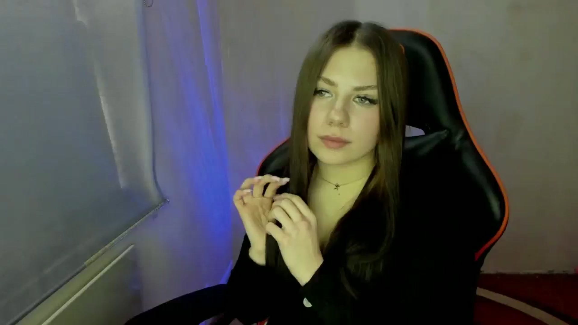 Gallery image thumbnail from FlyingDream's myfreecams stream on, 02/25/2025, 13:17 image 10 of 20