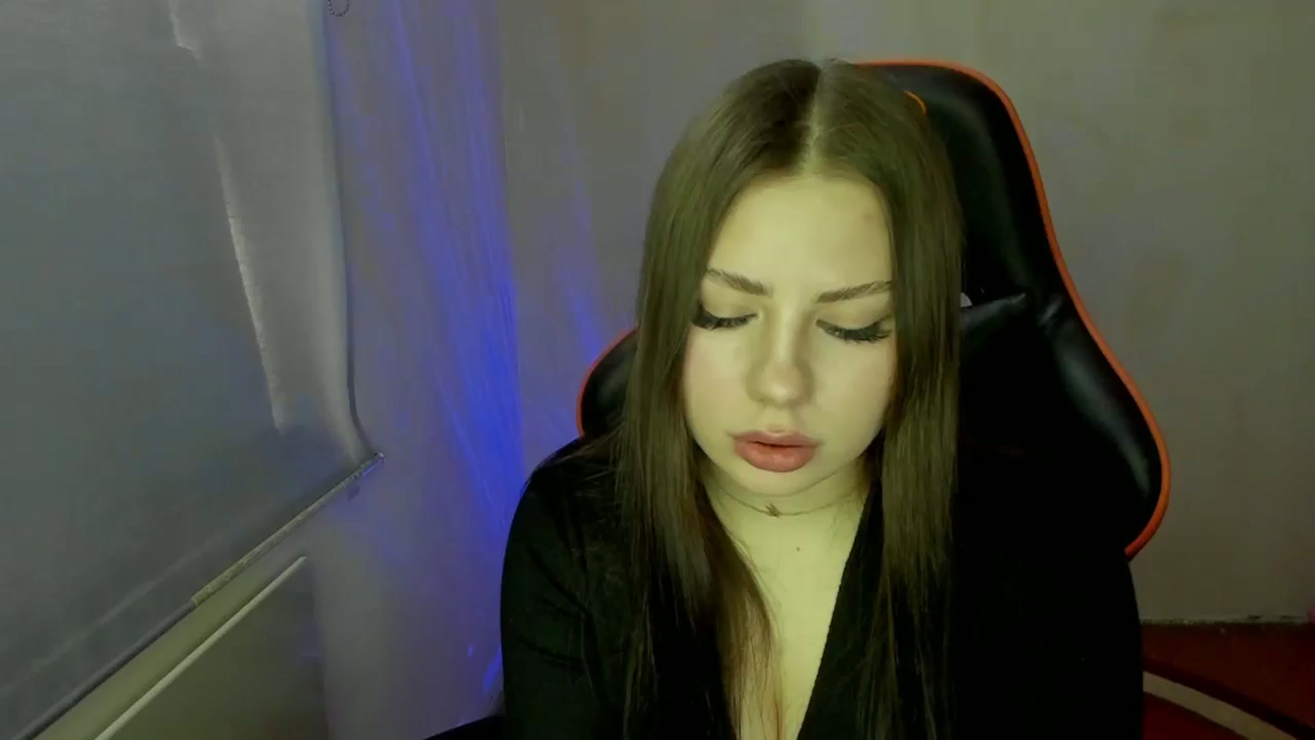 Gallery image thumbnail from FlyingDream's myfreecams stream on, 02/25/2025, 13:17 image 2 of 20