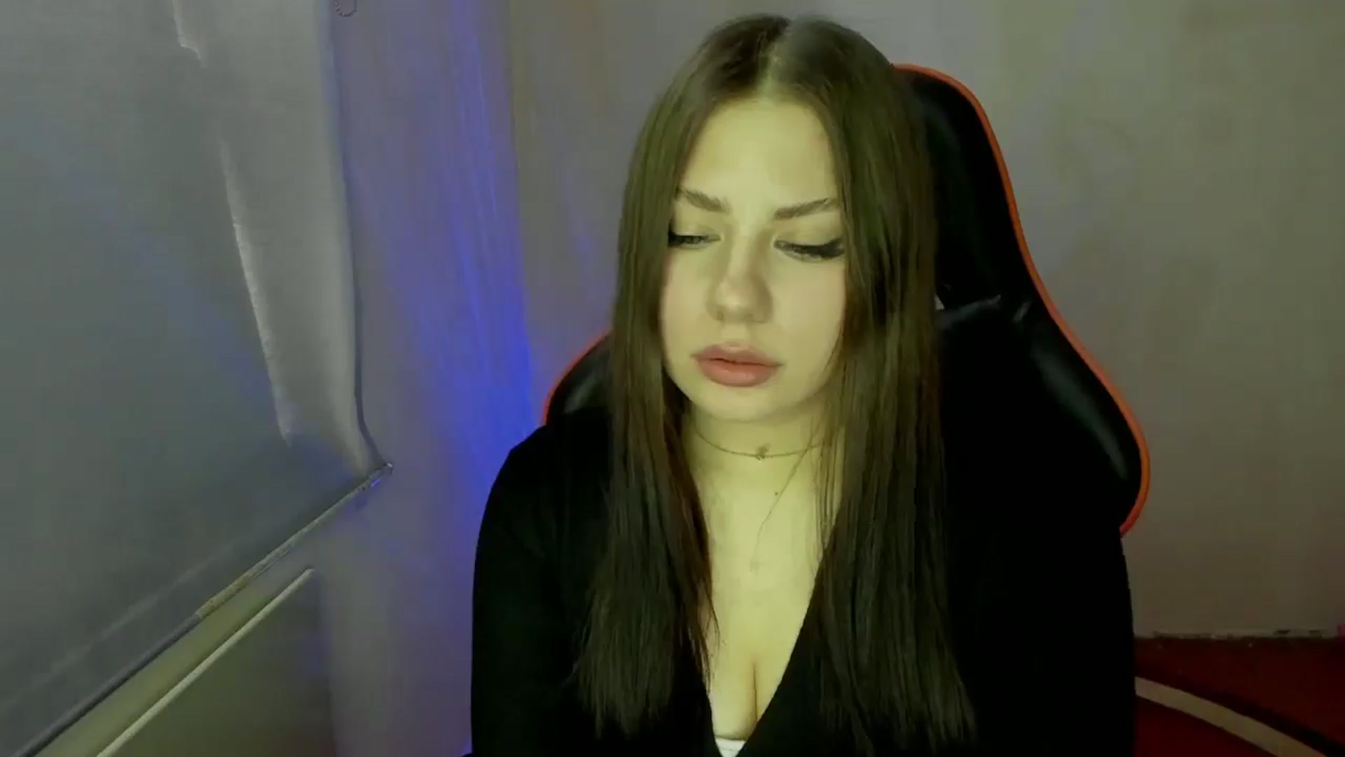 Gallery image thumbnail from FlyingDream's myfreecams stream on, 02/25/2025, 13:17 image 5 of 20