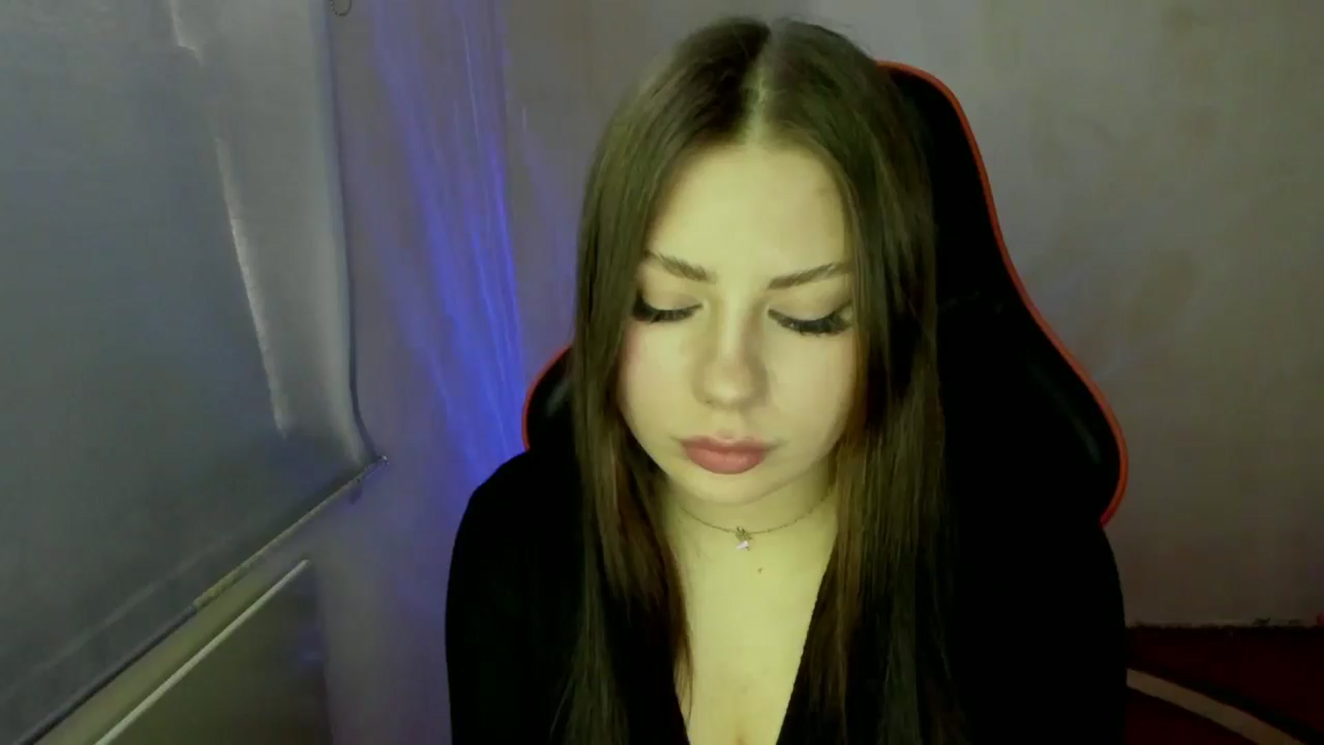 Gallery image thumbnail from FlyingDream's myfreecams stream on, 02/25/2025, 13:17 image 4 of 20