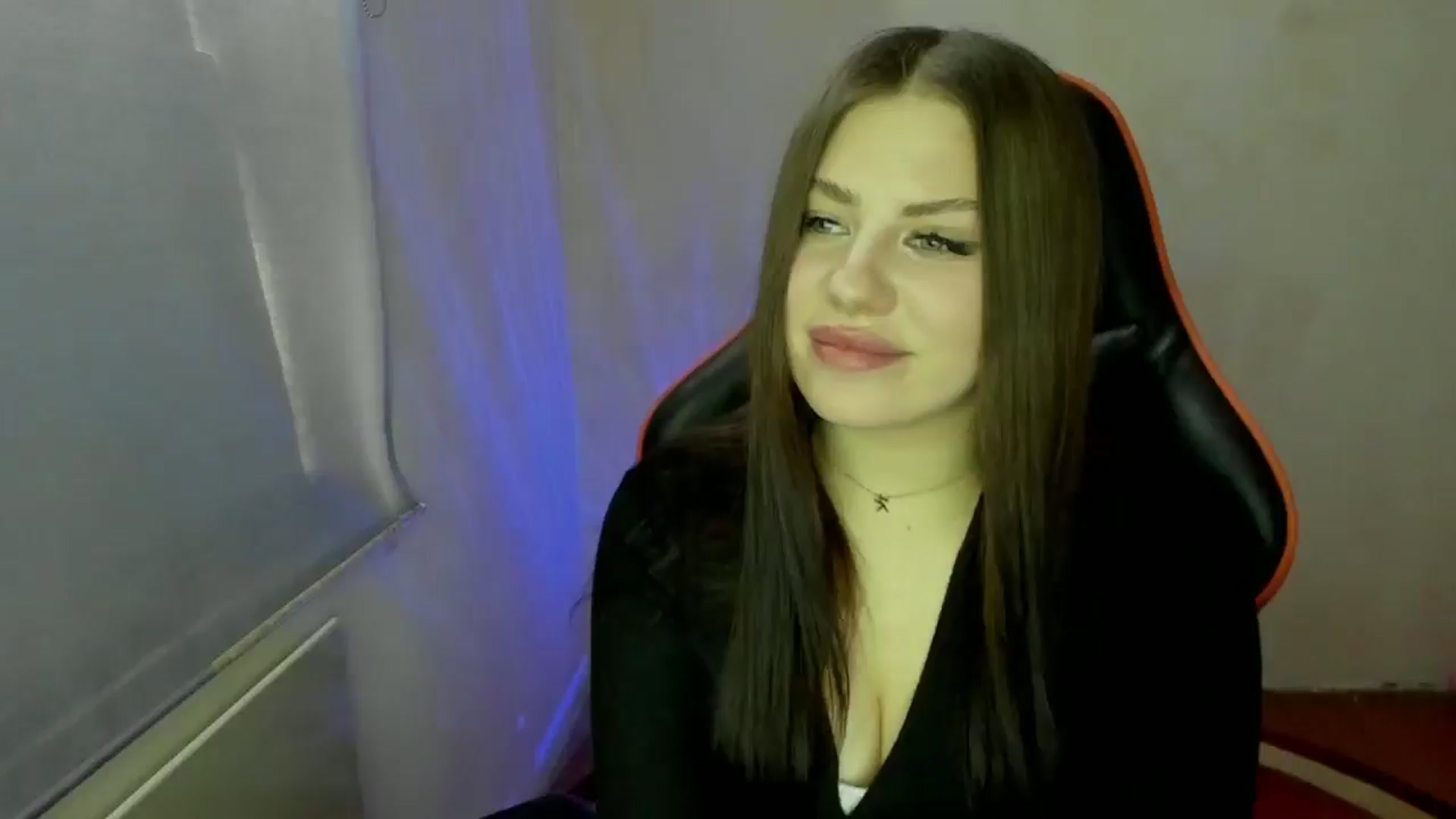 Gallery image thumbnail from FlyingDream's myfreecams stream on, 02/25/2025, 13:17 image 1 of 20