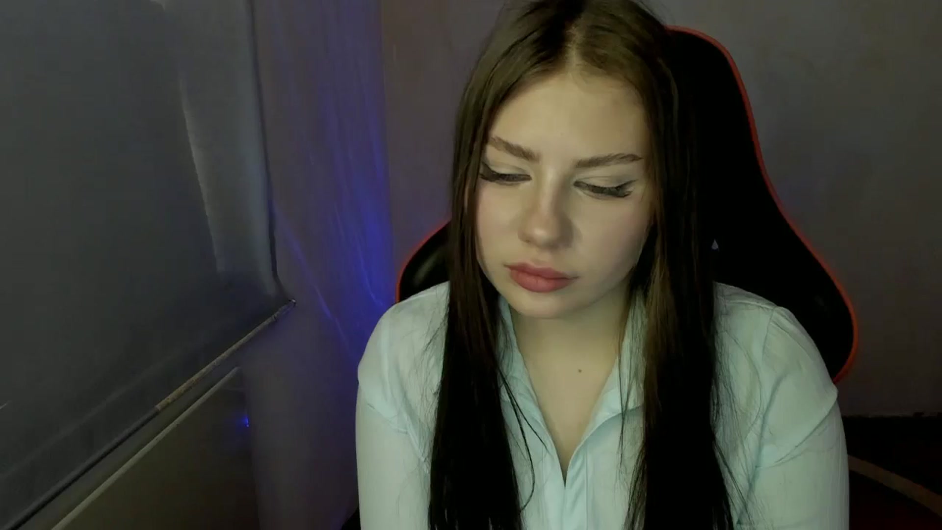 Gallery image thumbnail from FlyingDream's myfreecams stream on, 02/28/2025, 10:28 image 19 of 20