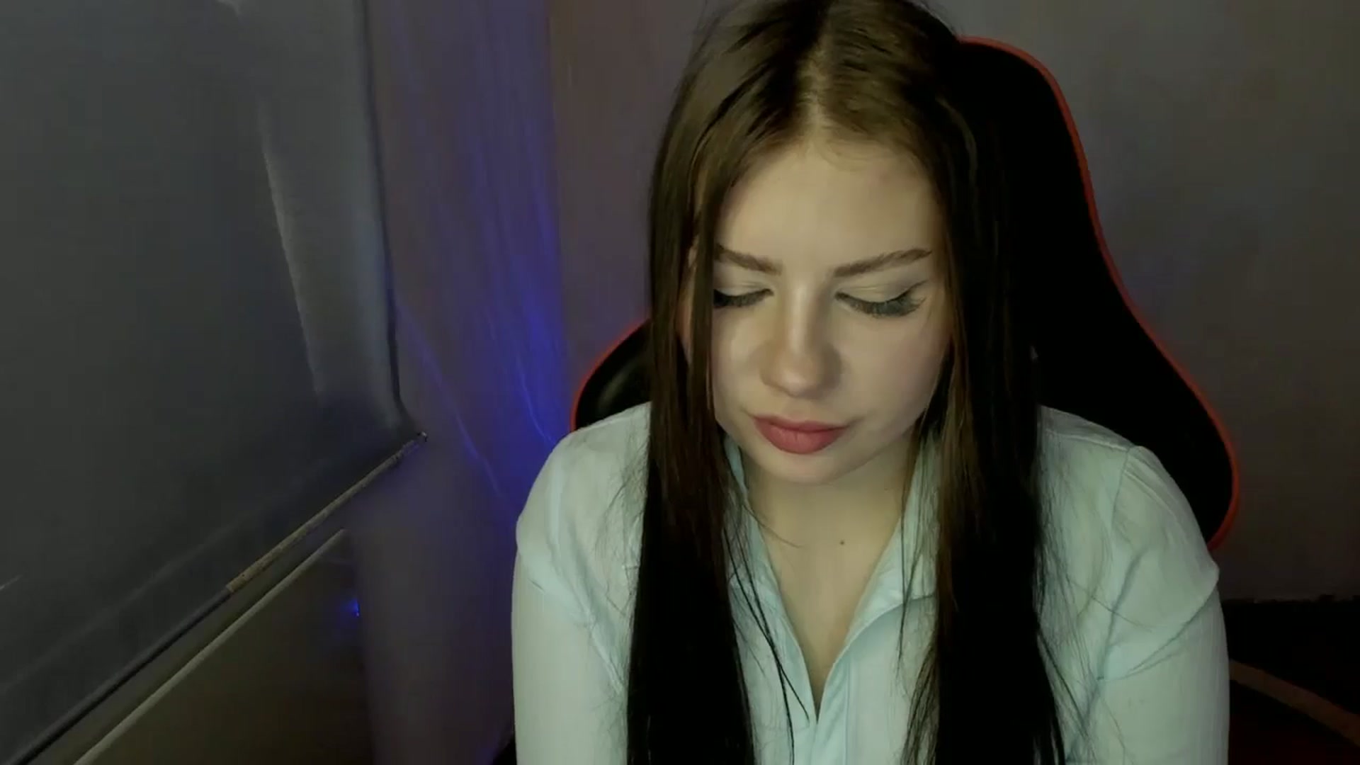 Gallery image thumbnail from FlyingDream's myfreecams stream on, 02/28/2025, 10:28 image 18 of 20