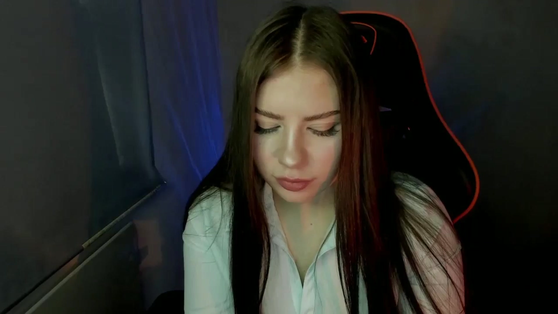 Gallery image thumbnail from FlyingDream's myfreecams stream on, 03/04/2025, 09:59 image 16 of 20