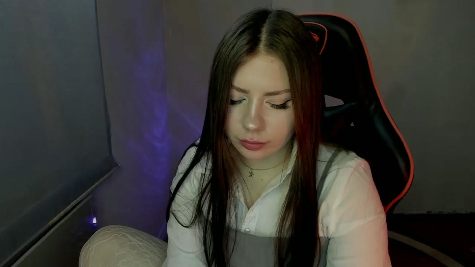 Gallery image thumbnail from FlyingDream's myfreecams stream on, 03/11/2025, 09:35 image 11 of 20