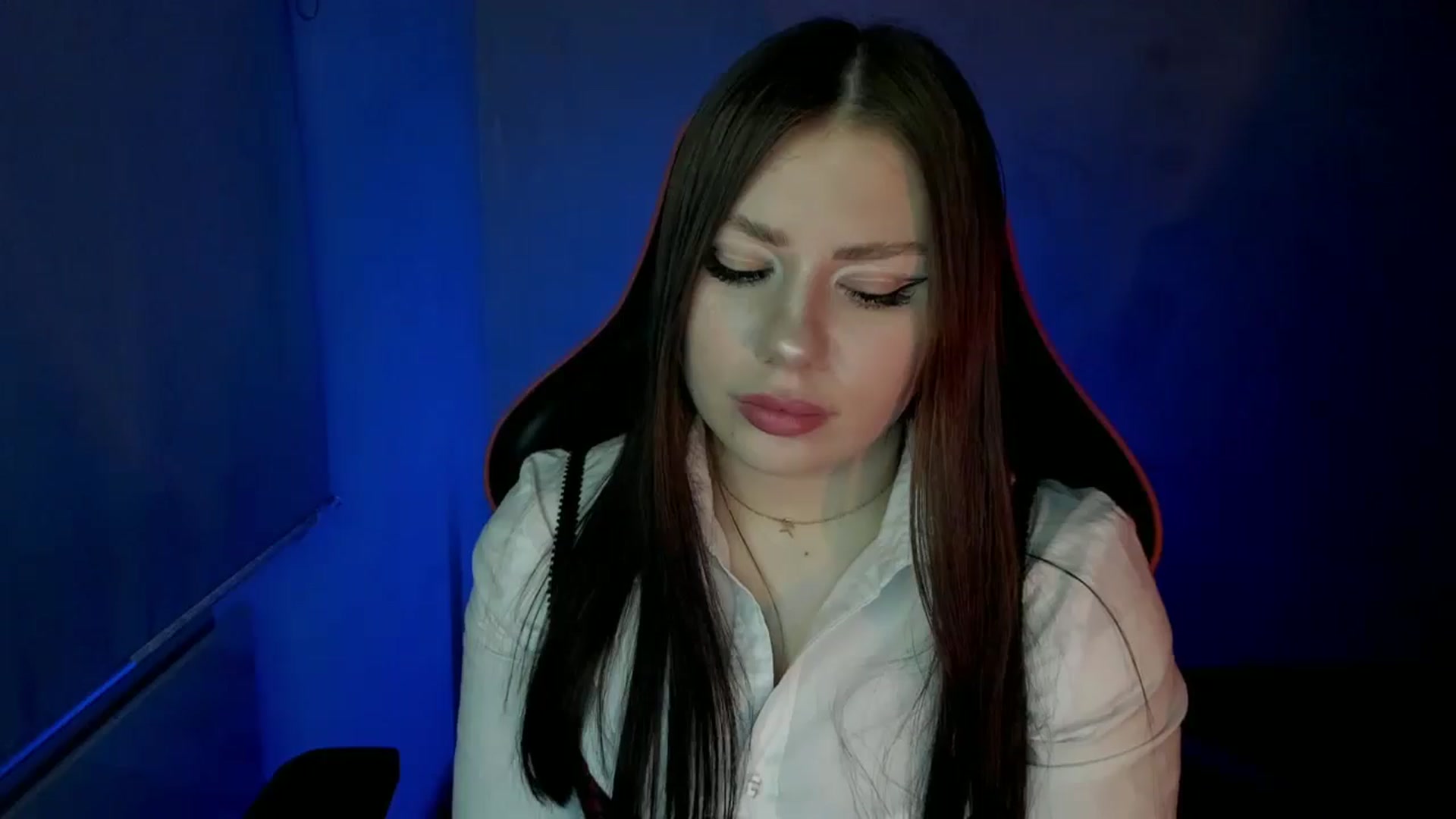Gallery image thumbnail from FlyingDream's myfreecams stream on, 04/01/2025, 12:26 image 10 of 20