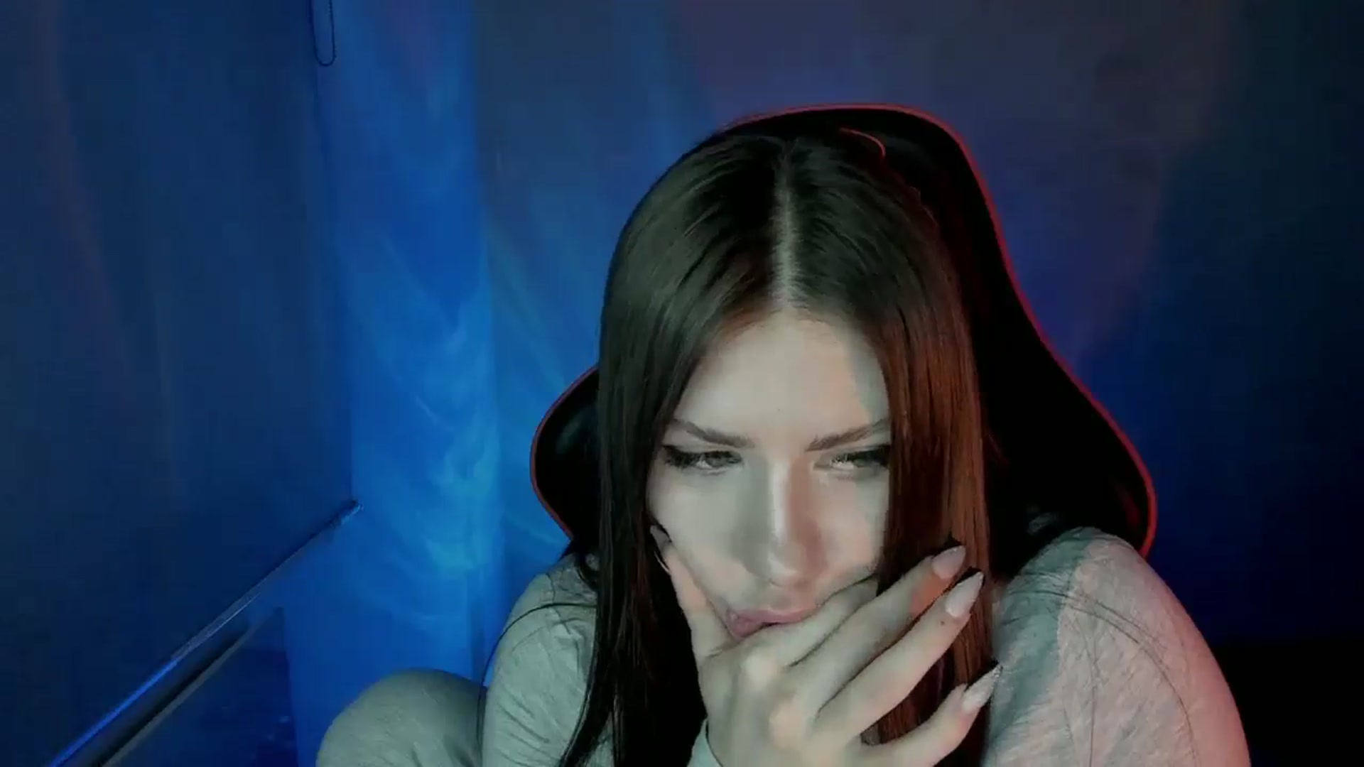 Gallery image thumbnail from FlyingDream's myfreecams stream on, 04/04/2025, 12:36 image 14 of 20