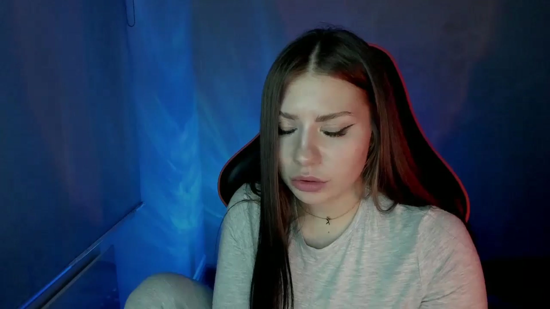 Gallery image thumbnail from FlyingDream's myfreecams stream on, 04/04/2025, 12:36 image 17 of 20