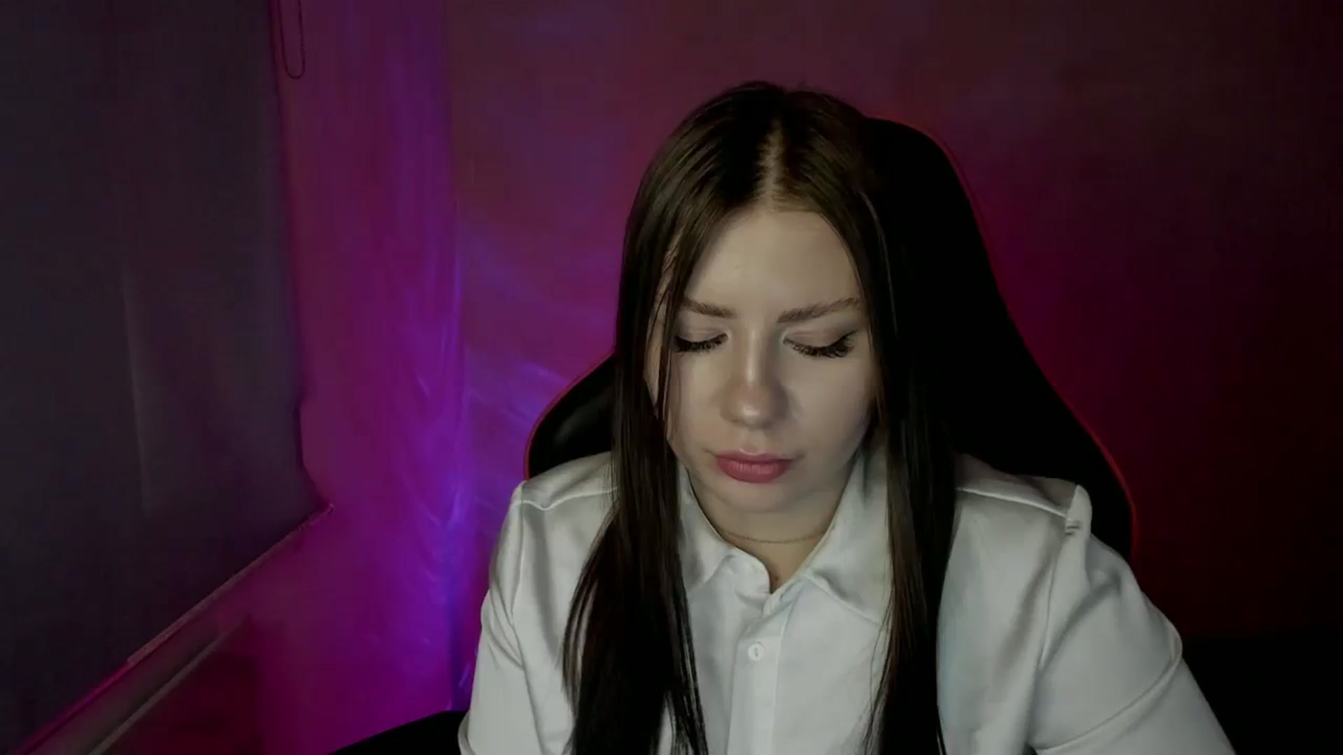 Gallery image thumbnail from FlyingDream's myfreecams stream on, 04/05/2025, 12:27 image 7 of 20