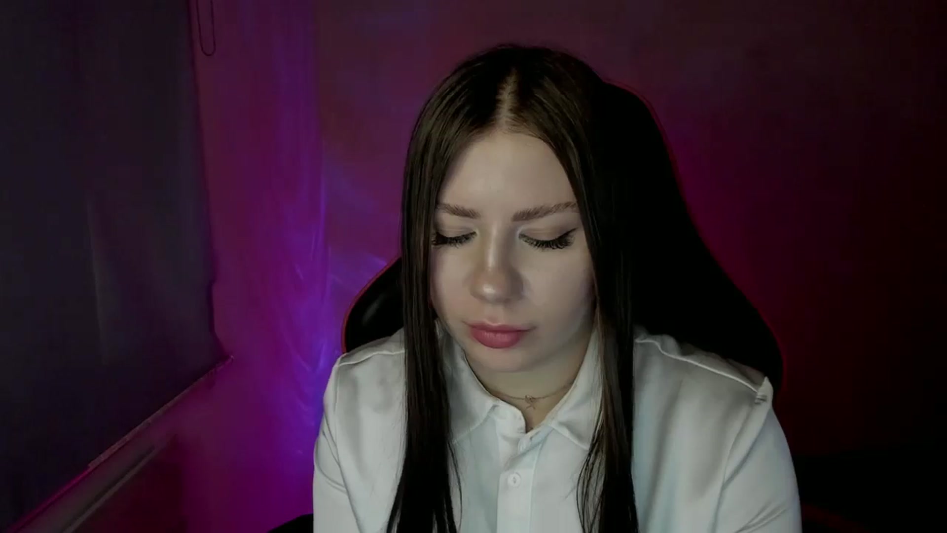 Gallery image thumbnail from FlyingDream's myfreecams stream on, 04/05/2025, 14:21 image 3 of 20