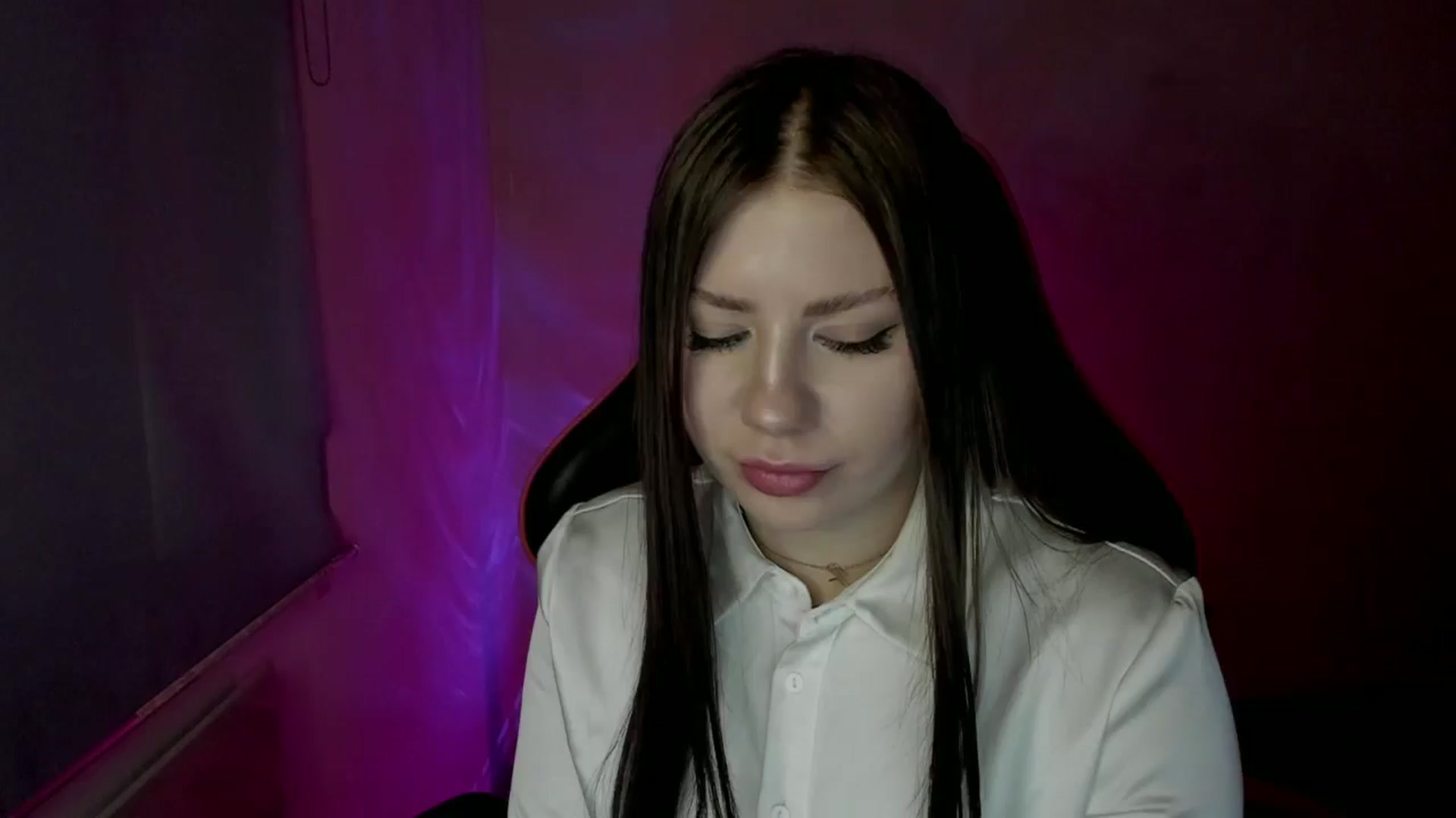 Gallery image thumbnail from FlyingDream's myfreecams stream on, 04/05/2025, 14:21 image 2 of 20