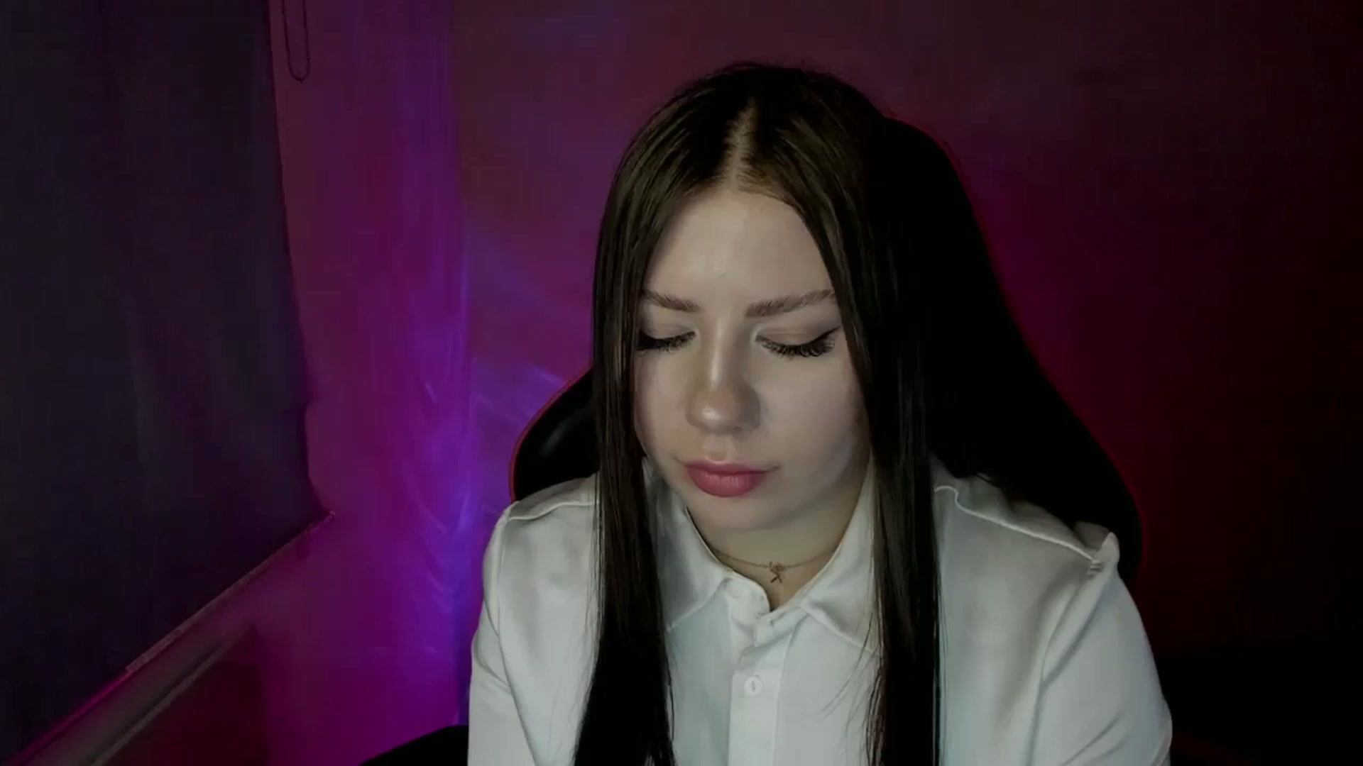 Gallery image thumbnail from FlyingDream's myfreecams stream on, 04/05/2025, 14:21 image 6 of 20