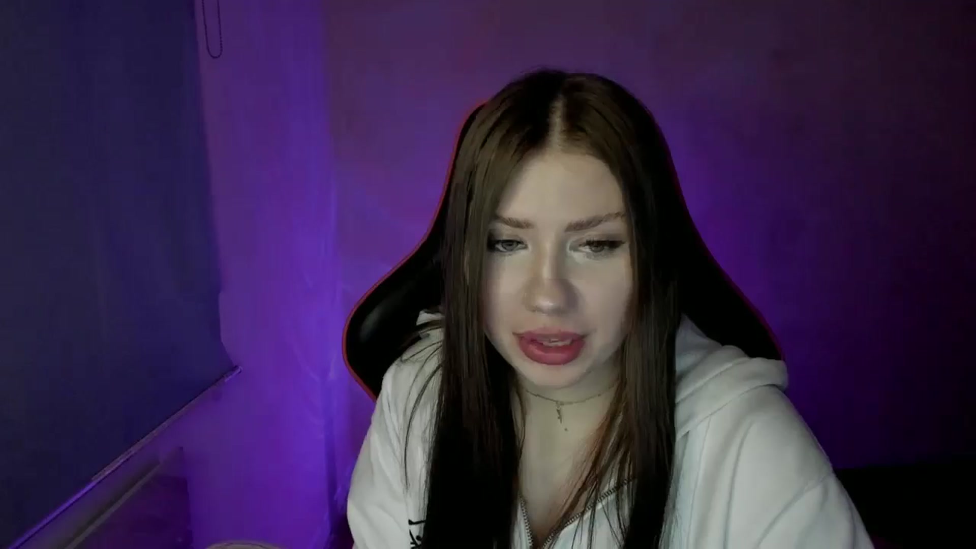 Gallery image thumbnail from FlyingDream's myfreecams stream on, 04/05/2025, 15:37 image 2 of 20