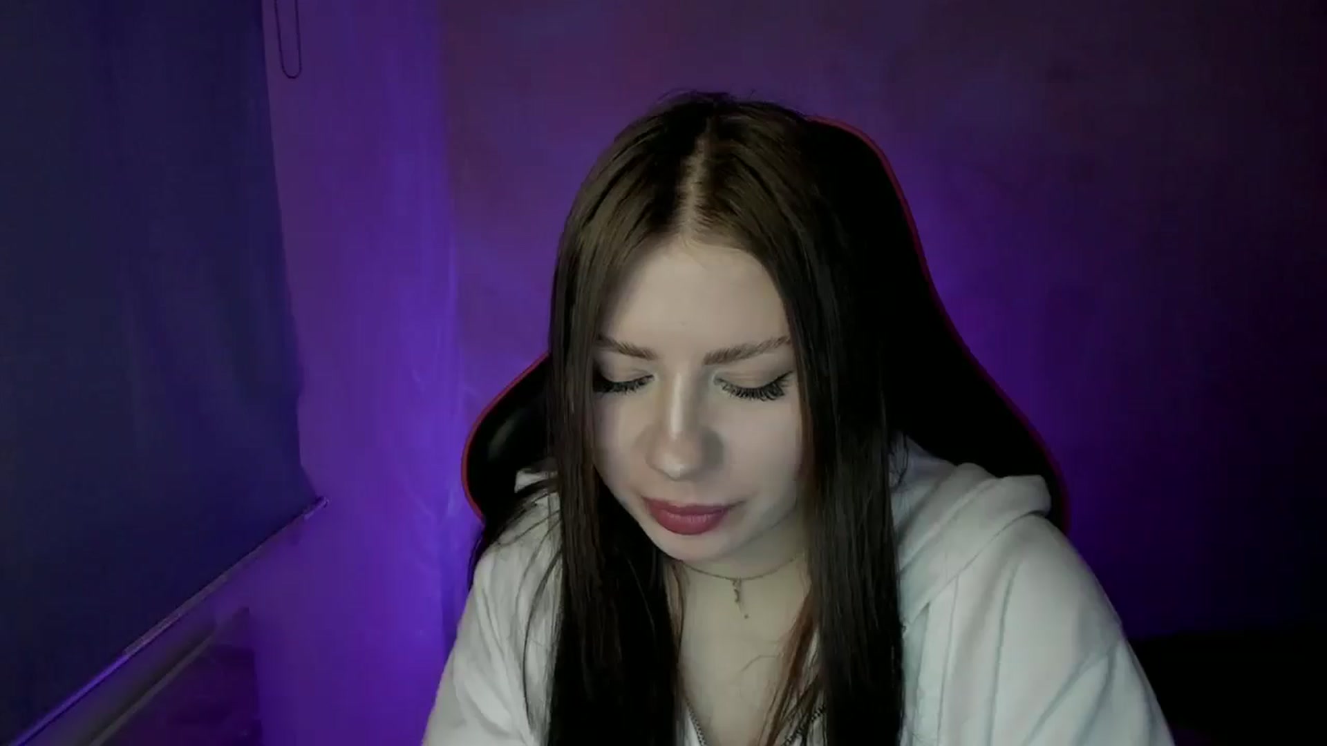 Gallery image thumbnail from FlyingDream's myfreecams stream on, 04/05/2025, 15:37 image 3 of 20