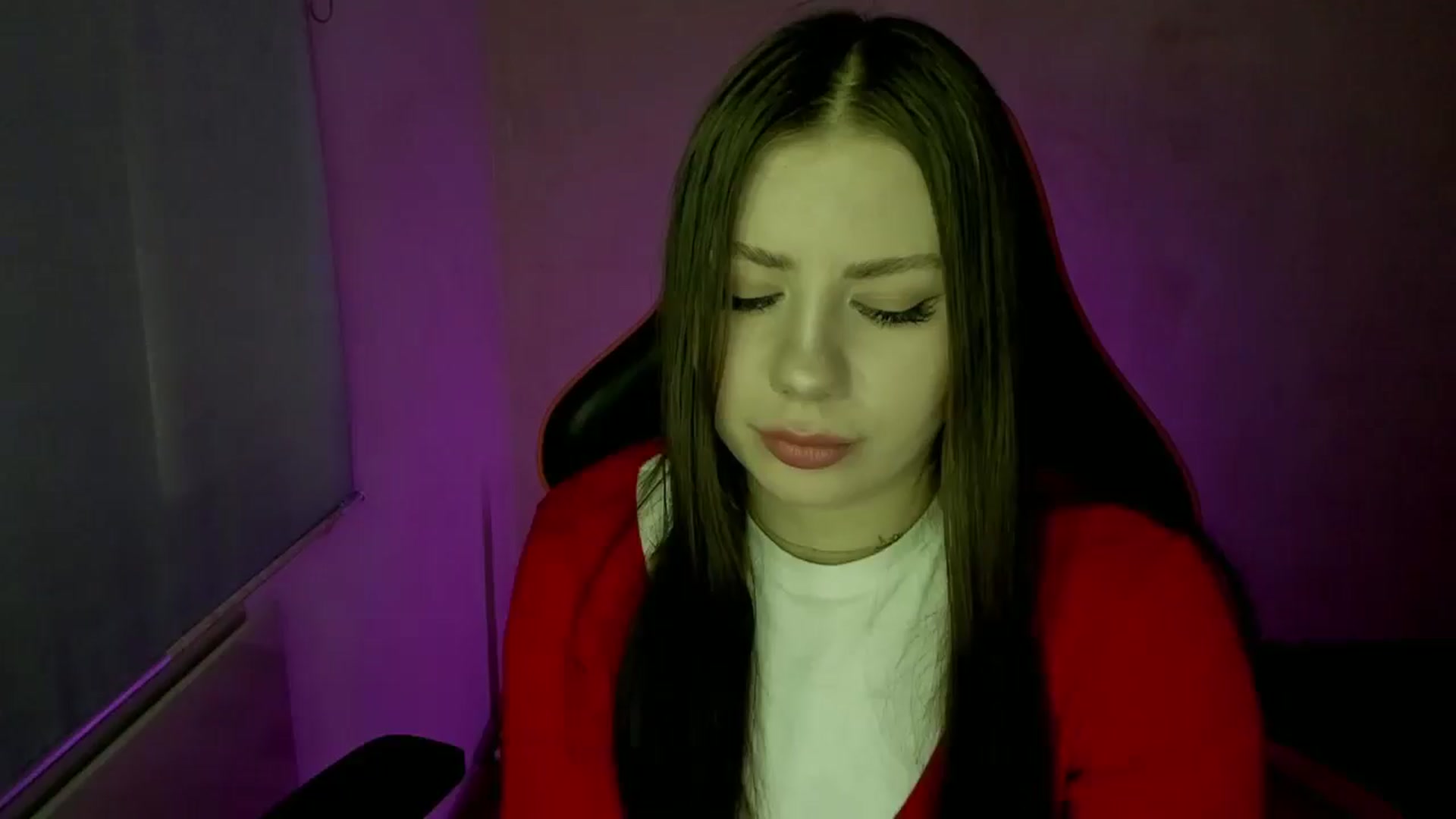 Gallery image thumbnail from FlyingDream's myfreecams stream on, 04/07/2025, 10:59 image 12 of 20