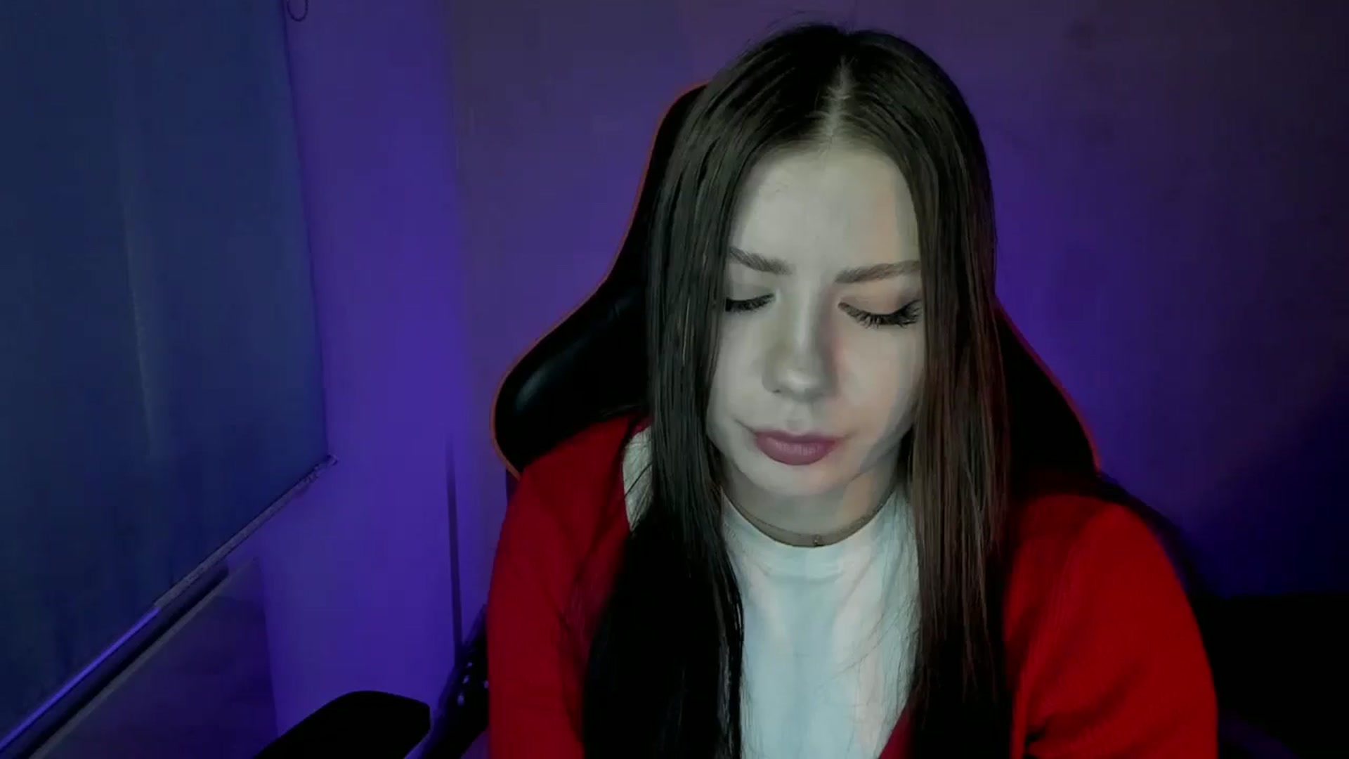 Gallery image thumbnail from FlyingDream's myfreecams stream on, 04/07/2025, 10:59 image 18 of 20