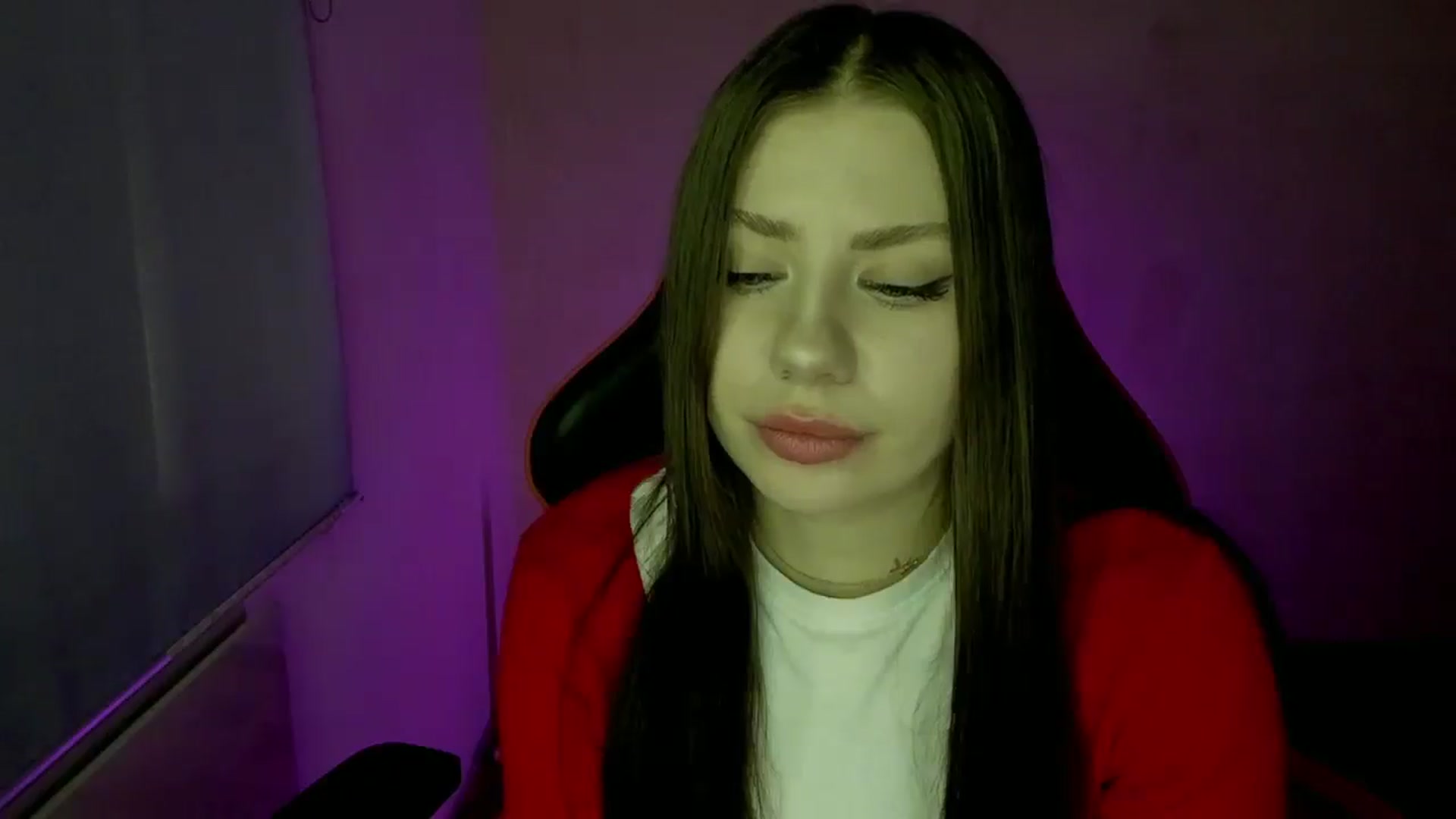 Gallery image thumbnail from FlyingDream's myfreecams stream on, 04/07/2025, 10:59 image 10 of 20