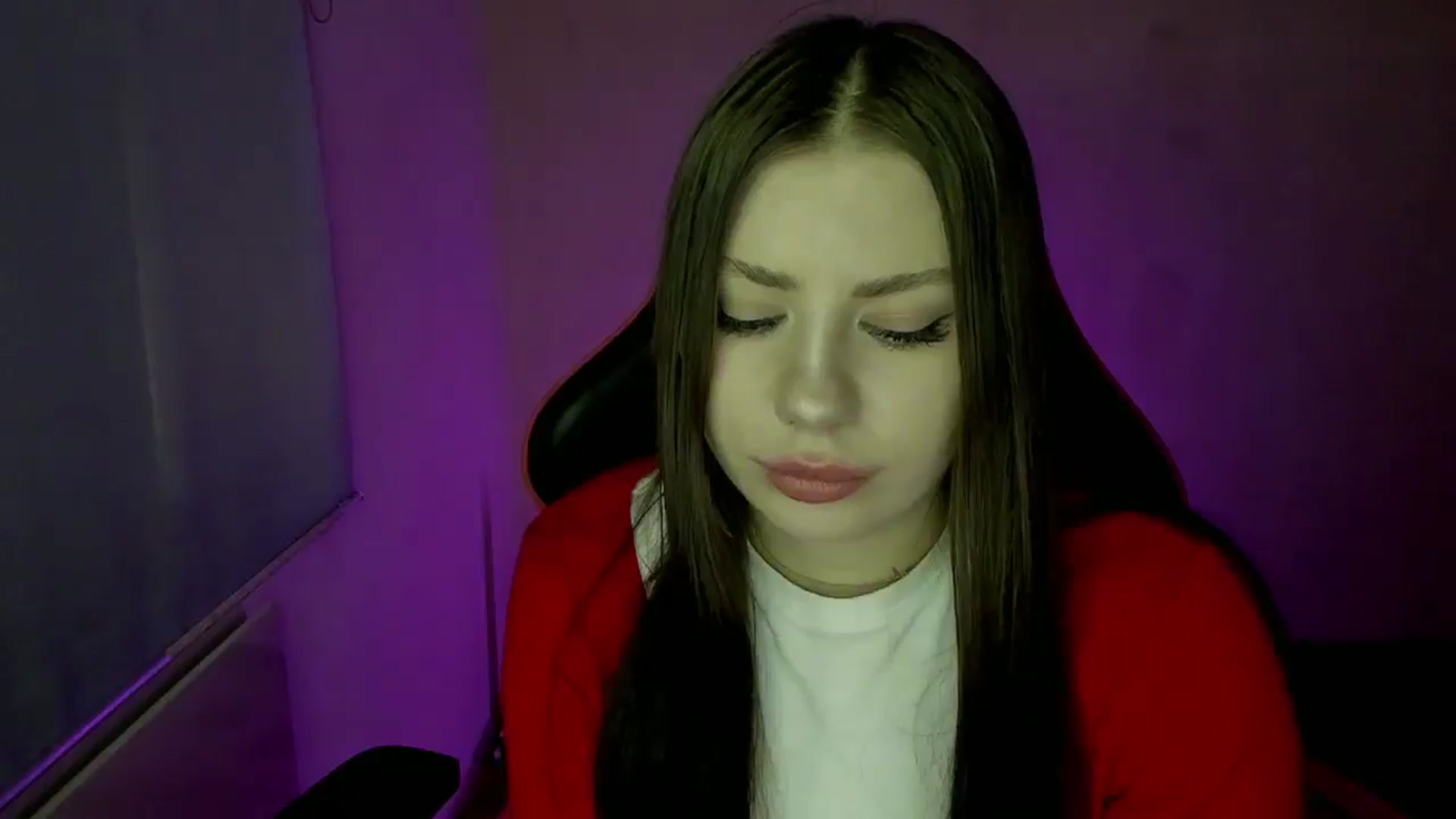 Gallery image thumbnail from FlyingDream's myfreecams stream on, 04/07/2025, 10:59 image 6 of 20