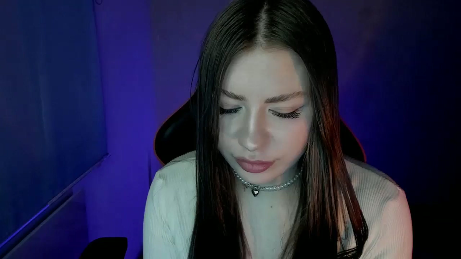 Gallery image thumbnail from FlyingDream's myfreecams stream on, 04/09/2025, 10:56 image 17 of 20