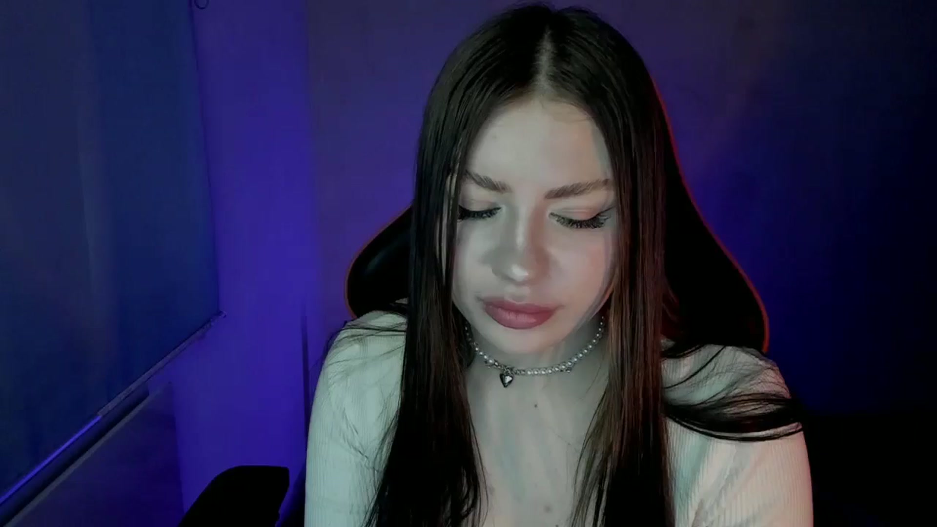 Gallery image thumbnail from FlyingDream's myfreecams stream on, 04/09/2025, 10:56 image 12 of 20