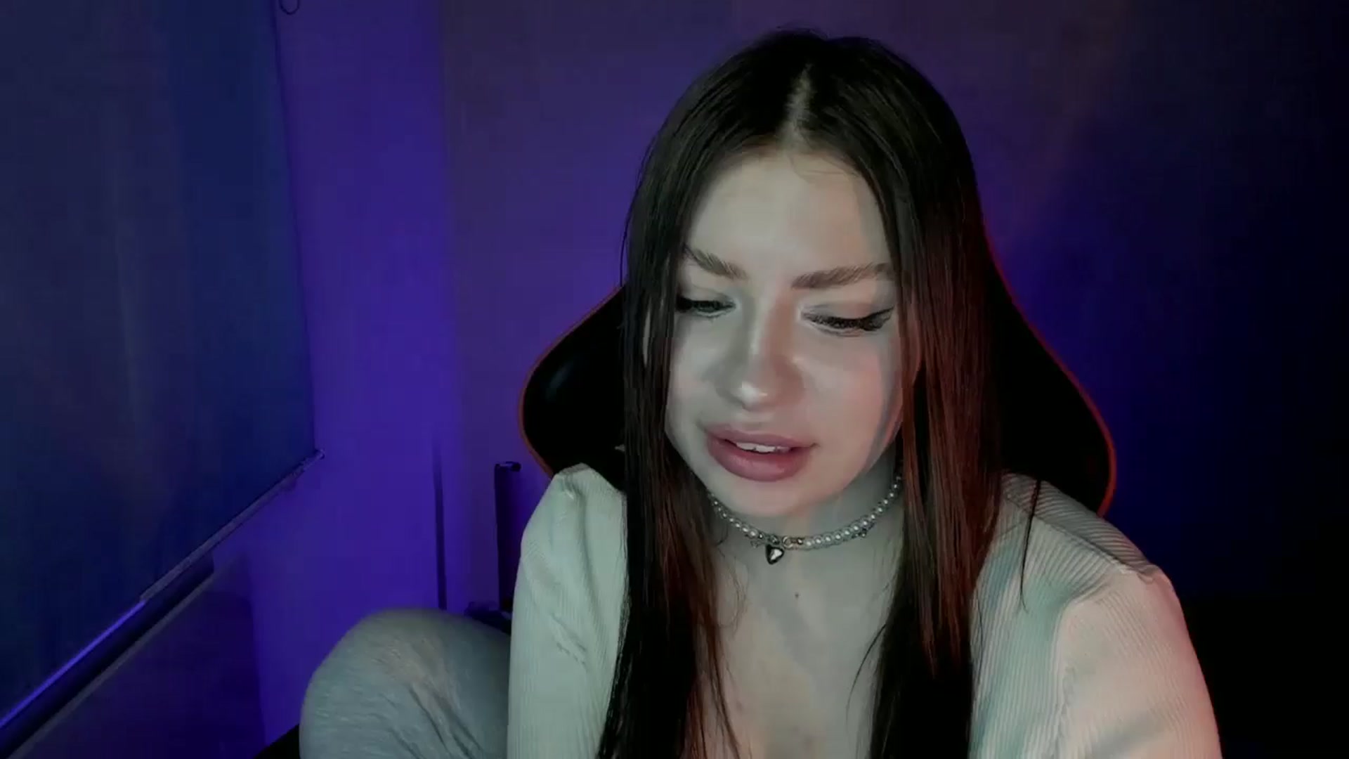Gallery image thumbnail from FlyingDream's myfreecams stream on, 04/09/2025, 12:16 image 4 of 20