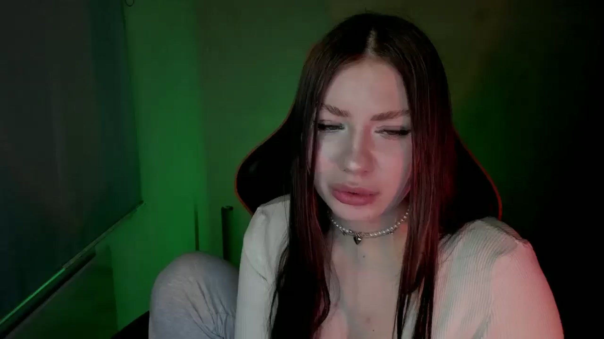 Gallery image thumbnail from FlyingDream's myfreecams stream on, 04/09/2025, 12:36 image 14 of 20