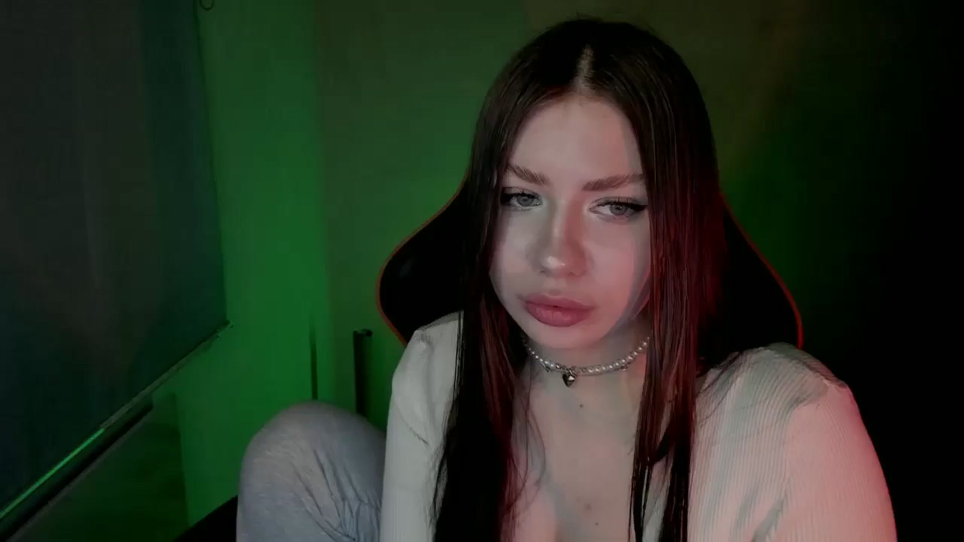Gallery image thumbnail from FlyingDream's myfreecams stream on, 04/09/2025, 12:36 image 13 of 20