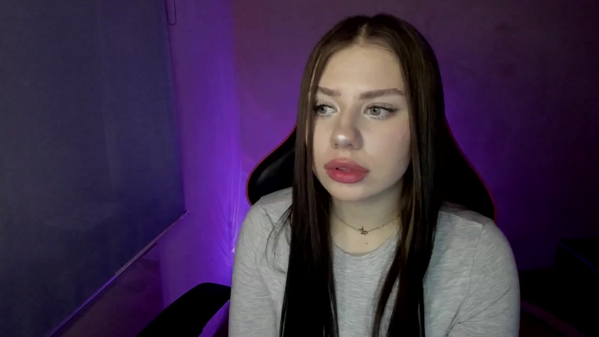 Gallery image thumbnail from FlyingDream's myfreecams stream on, 04/14/2025, 10:30 image 14 of 20
