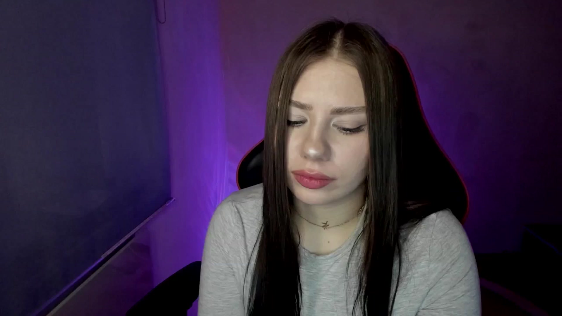 Gallery image thumbnail from FlyingDream's myfreecams stream on, 04/14/2025, 10:30 image 20 of 20