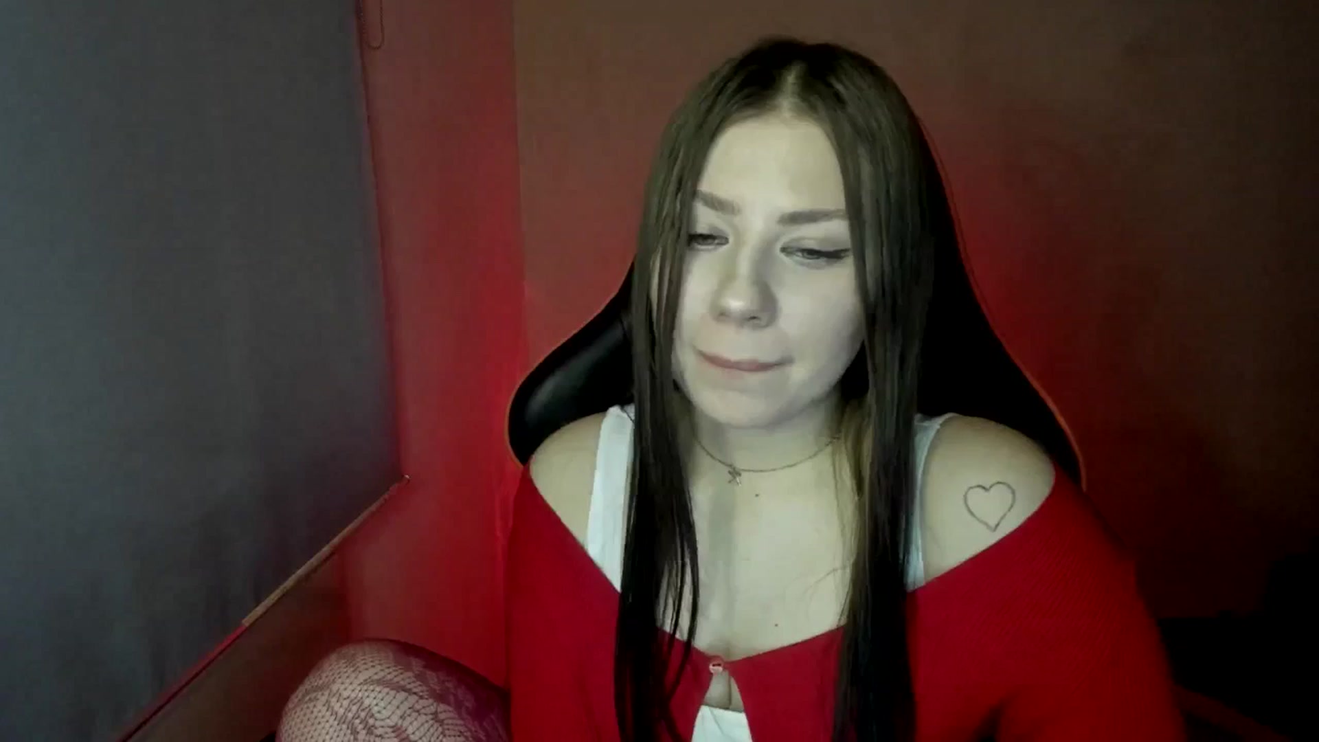 Gallery image thumbnail from FlyingDream's myfreecams stream on, 04/18/2025, 11:22 image 14 of 20