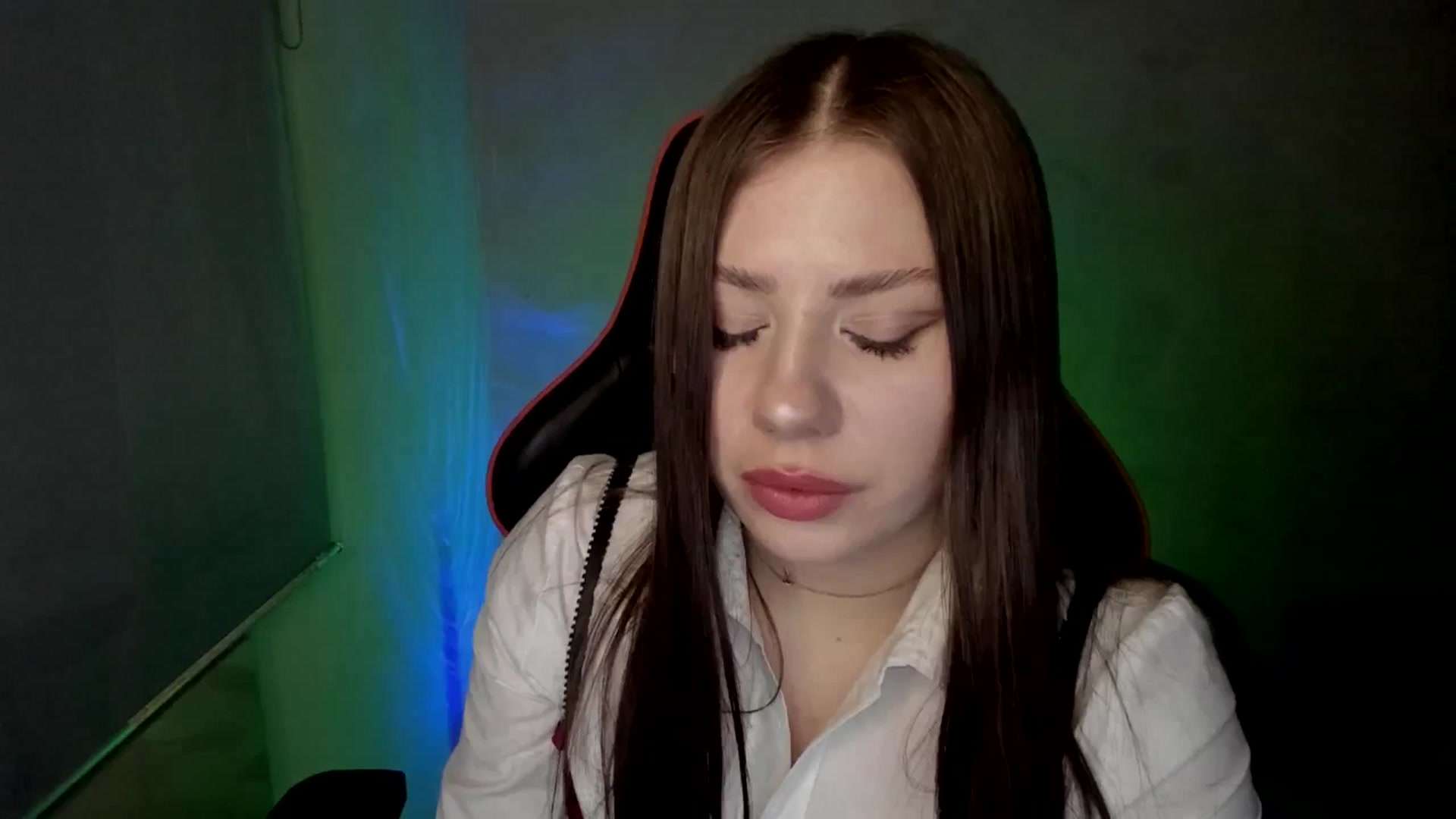 Gallery image thumbnail from FlyingDream's myfreecams stream on, 04/24/2025, 13:51 image 15 of 20