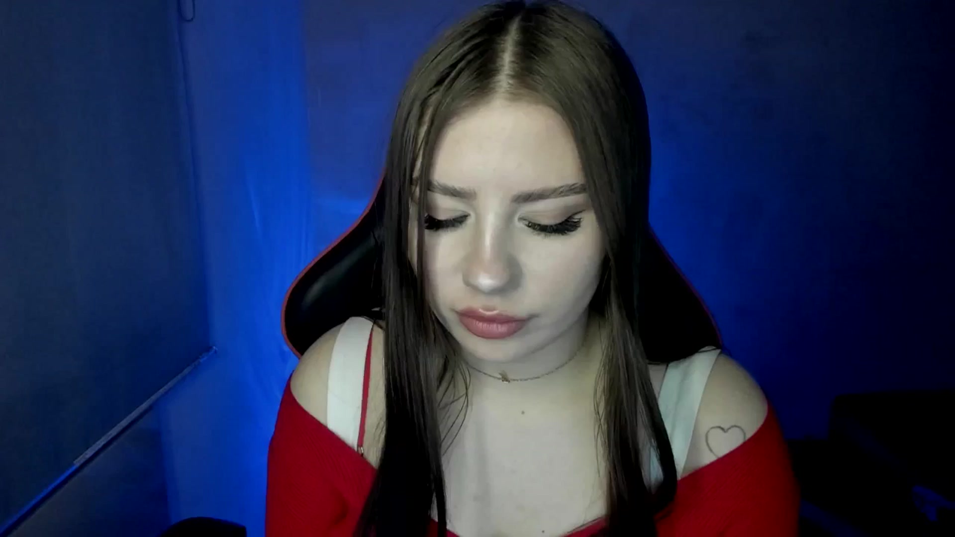 Gallery image thumbnail from FlyingDream's myfreecams stream on, 04/25/2025, 14:08 image 5 of 20