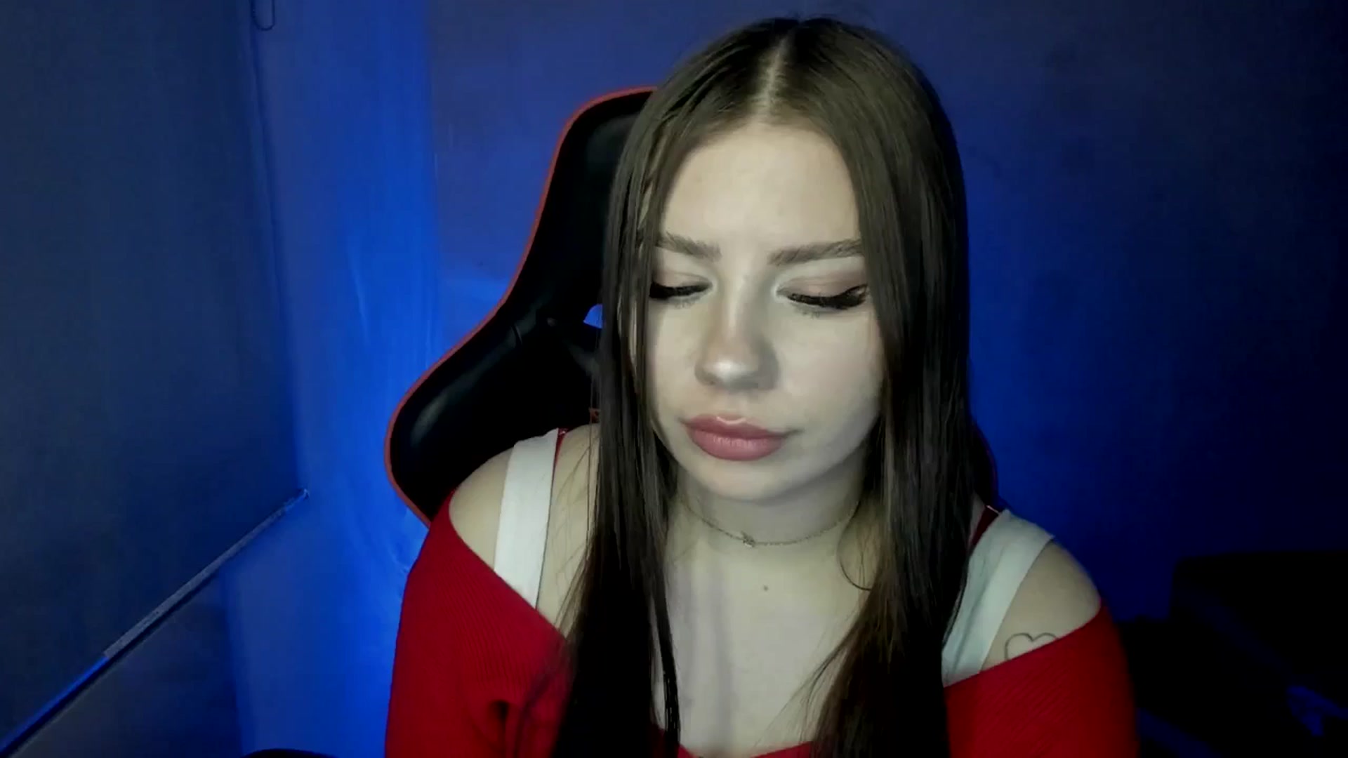 Gallery image thumbnail from FlyingDream's myfreecams stream on, 04/25/2025, 14:08 image 8 of 20