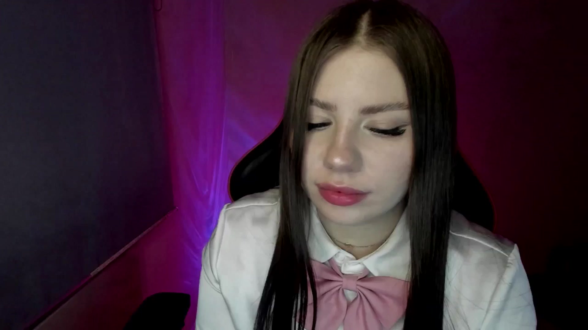 Gallery image thumbnail from FlyingDream's myfreecams stream on, 04/26/2025, 15:10 image 20 of 20