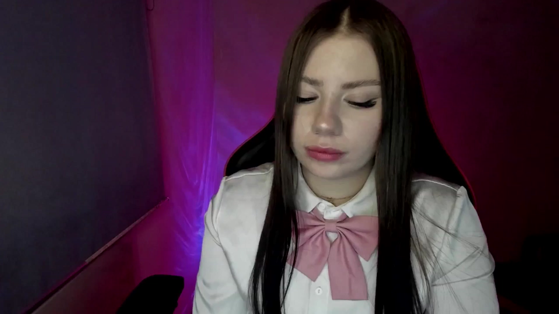 Gallery image thumbnail from FlyingDream's myfreecams stream on, 04/26/2025, 15:10 image 15 of 20