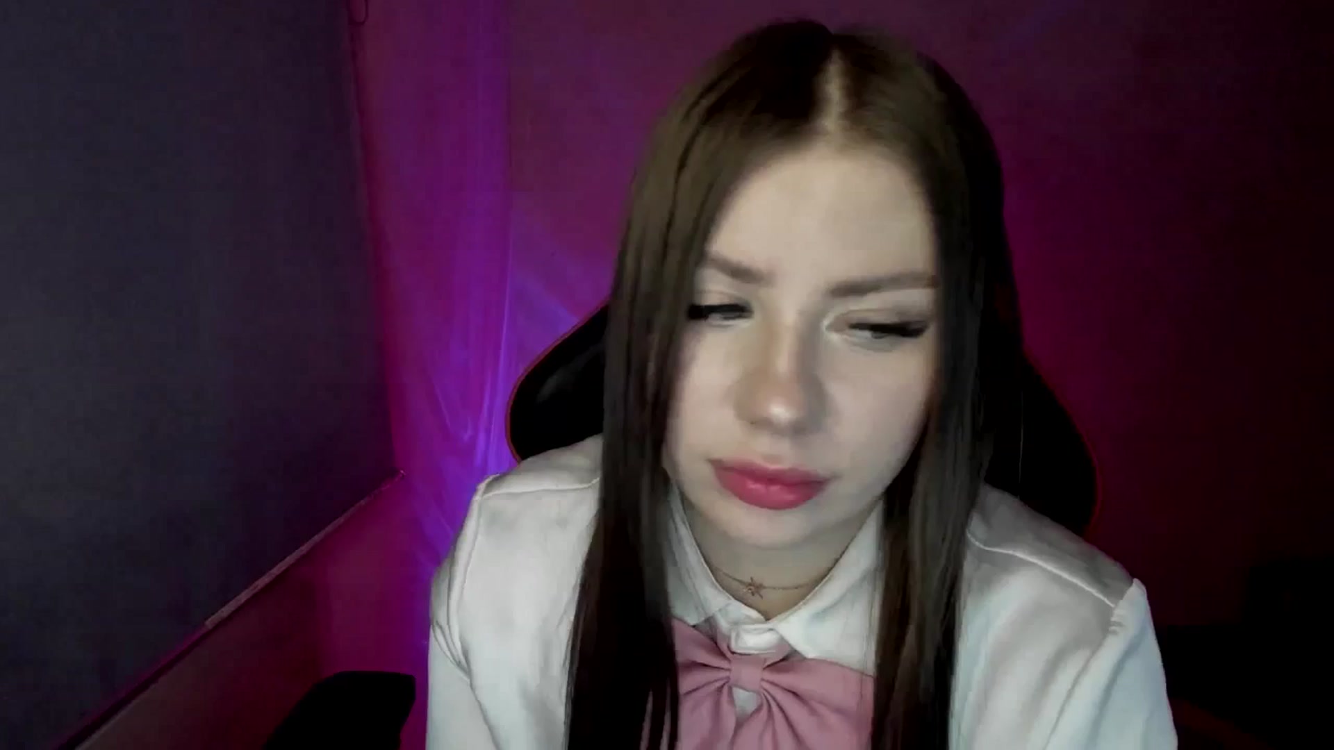 Gallery image thumbnail from FlyingDream's myfreecams stream on, 04/26/2025, 15:10 image 1 of 20