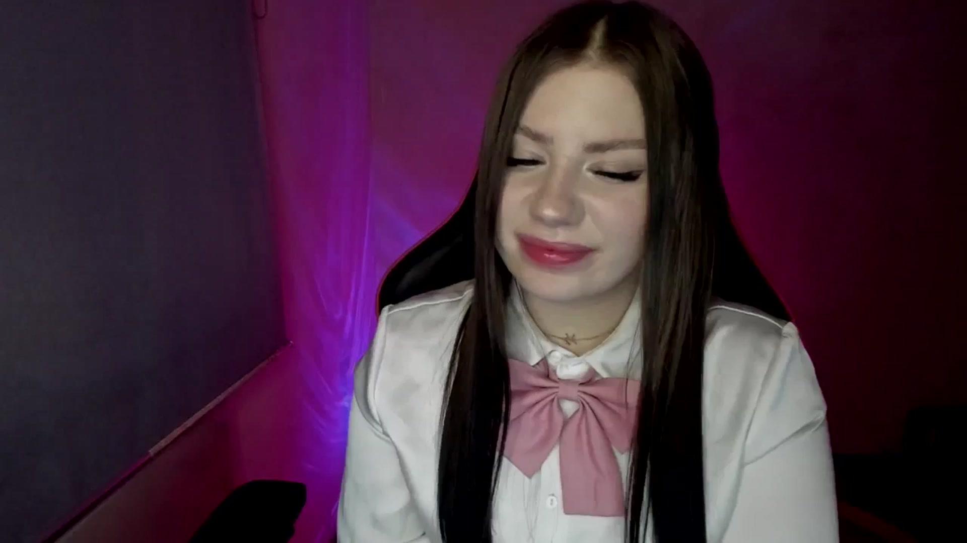 Gallery image thumbnail from FlyingDream's myfreecams stream on, 04/26/2025, 15:10 image 5 of 20