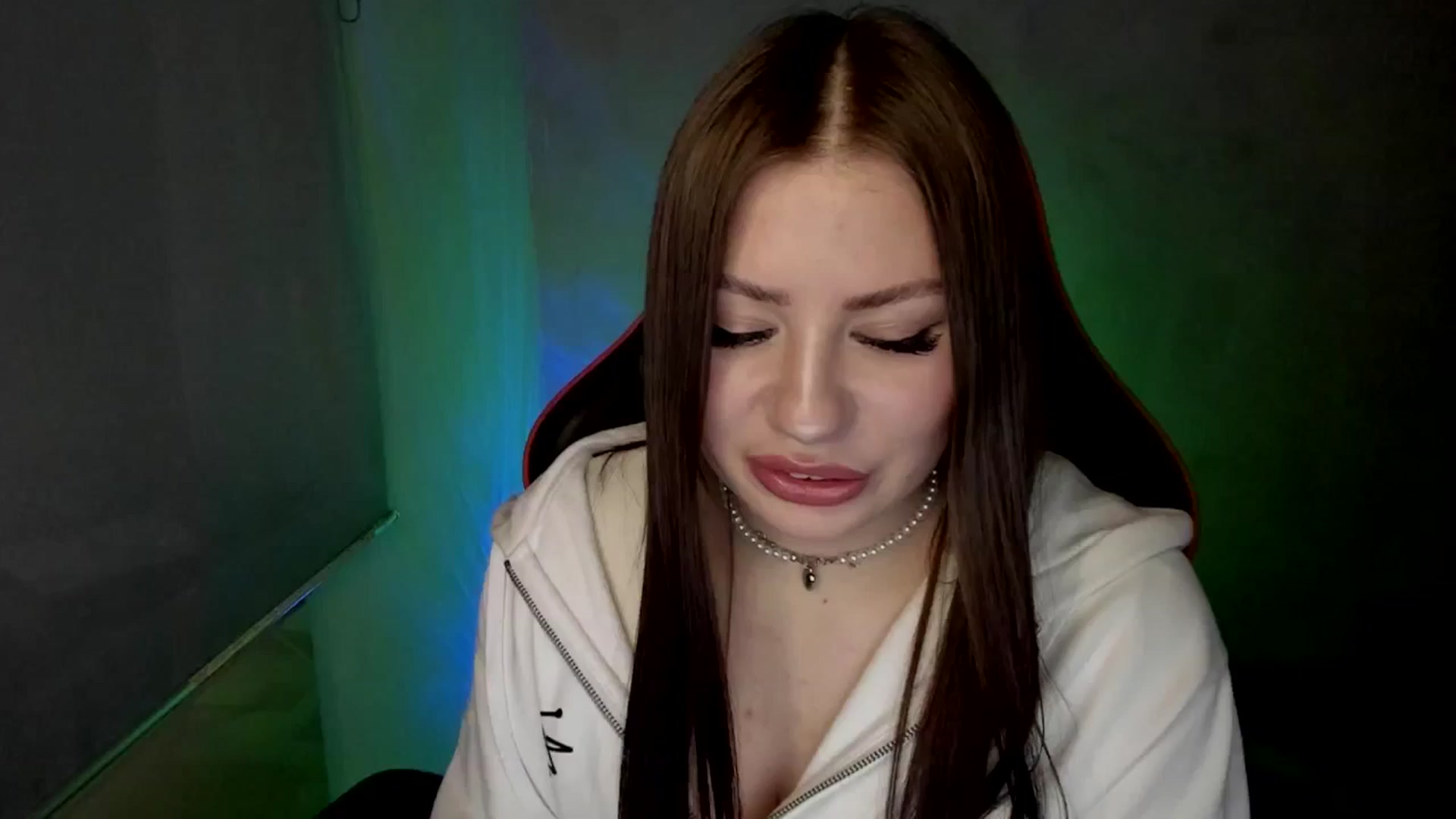 Gallery image thumbnail from FlyingDream's myfreecams stream on, 04/28/2025, 09:51 image 7 of 20