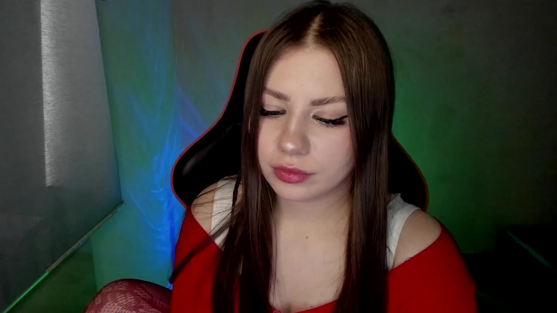 Gallery image thumbnail from FlyingDream's myfreecams stream on, 05/09/2025, 12:26 image 15 of 20