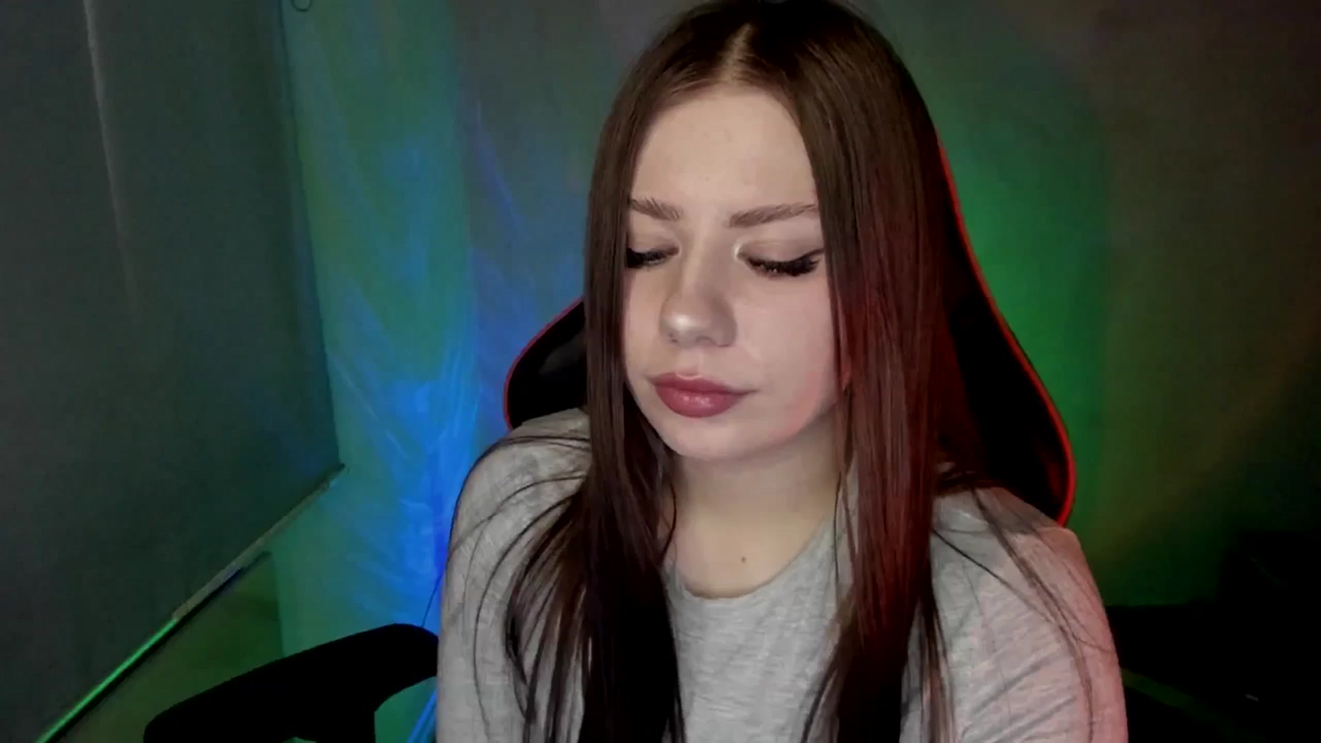Gallery image thumbnail from FlyingDream's myfreecams stream on, 05/20/2025, 16:04 image 19 of 20