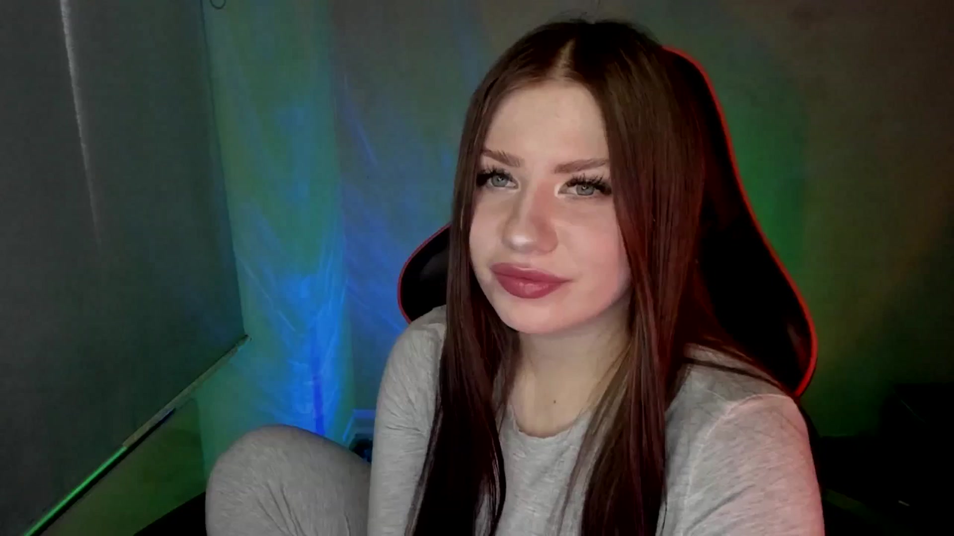 Gallery image thumbnail from FlyingDream's myfreecams stream on, 05/20/2025, 16:04 image 5 of 20