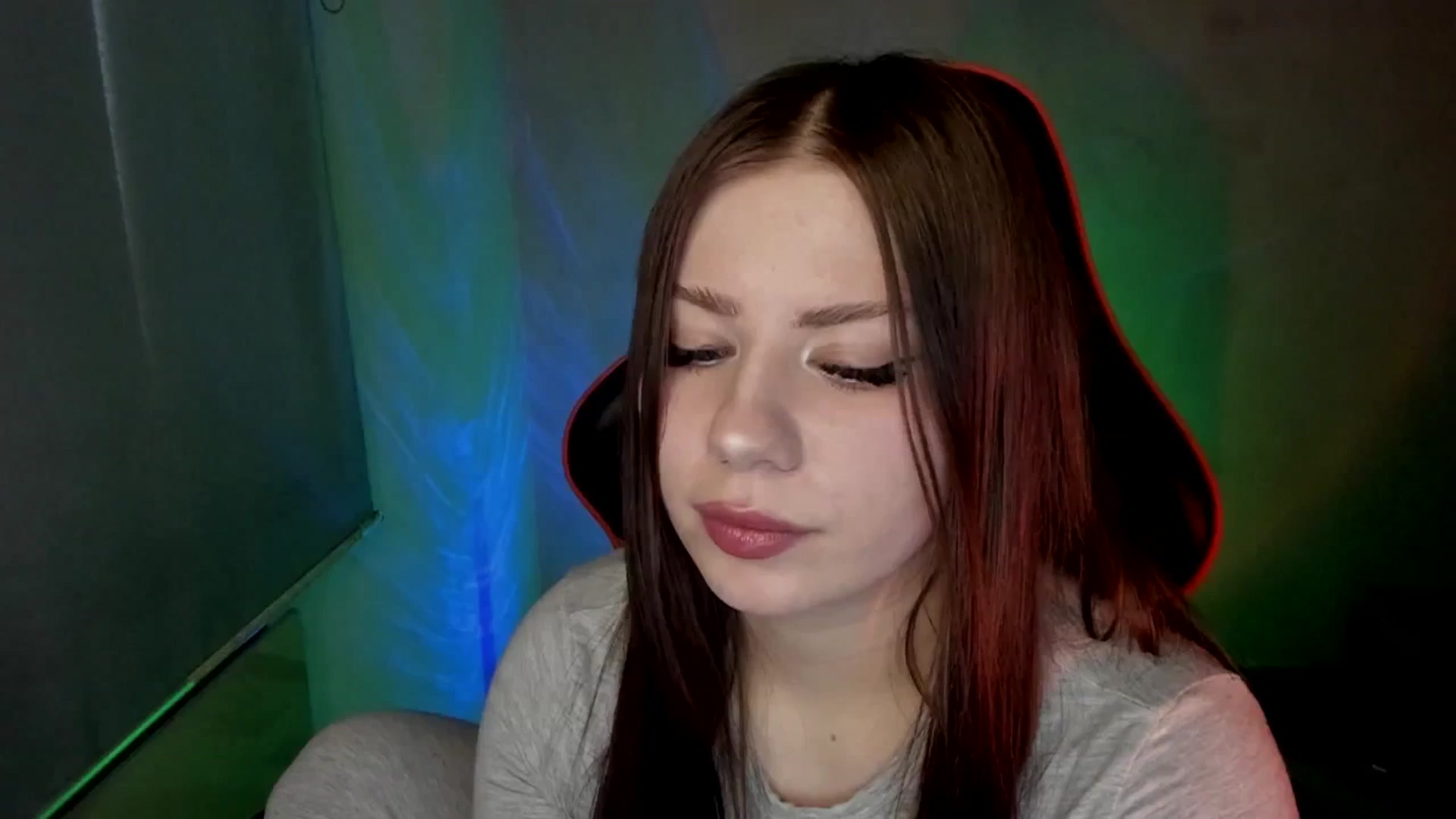 Gallery image thumbnail from FlyingDream's myfreecams stream on, 05/20/2025, 16:04 image 12 of 20