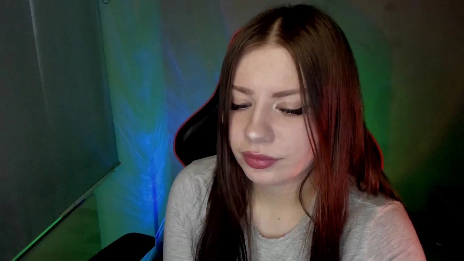 Gallery image thumbnail from FlyingDream's myfreecams stream on, 05/20/2025, 16:04 image 13 of 20