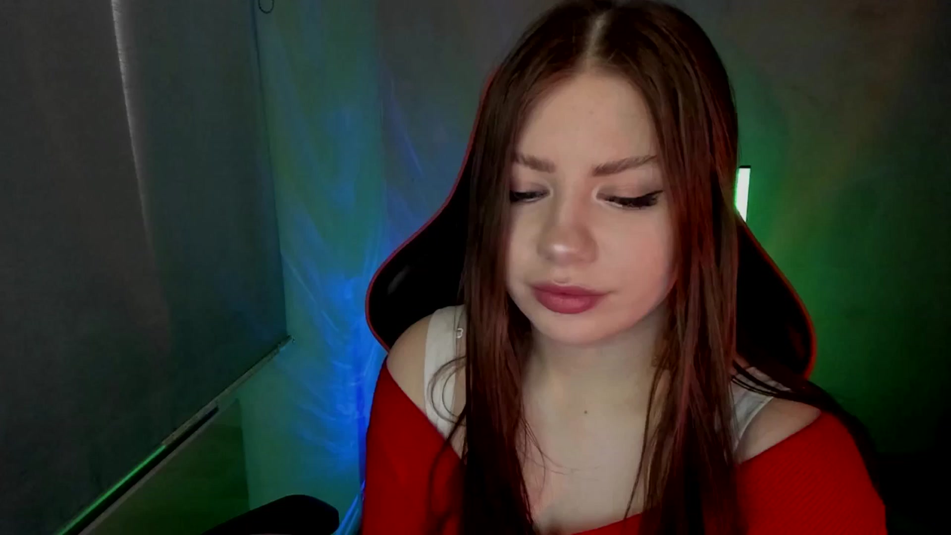 Gallery image thumbnail from FlyingDream's myfreecams stream on, 05/21/2025, 11:27 image 19 of 20