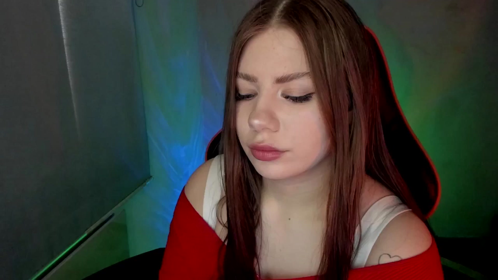 Gallery image thumbnail from FlyingDream's myfreecams stream on, 05/21/2025, 11:27 image 3 of 20