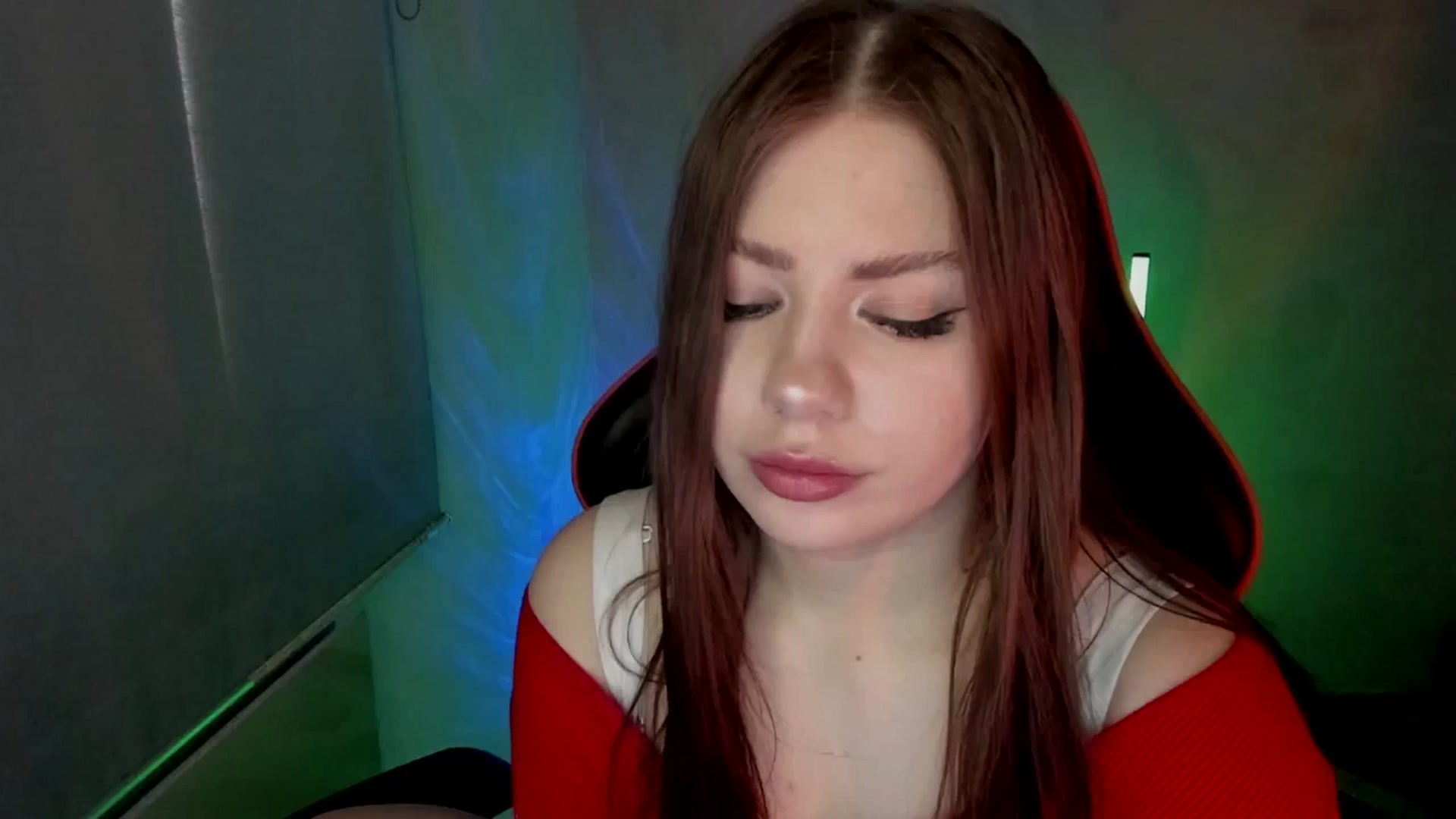 Gallery image thumbnail from FlyingDream's myfreecams stream on, 05/21/2025, 11:27 image 14 of 20
