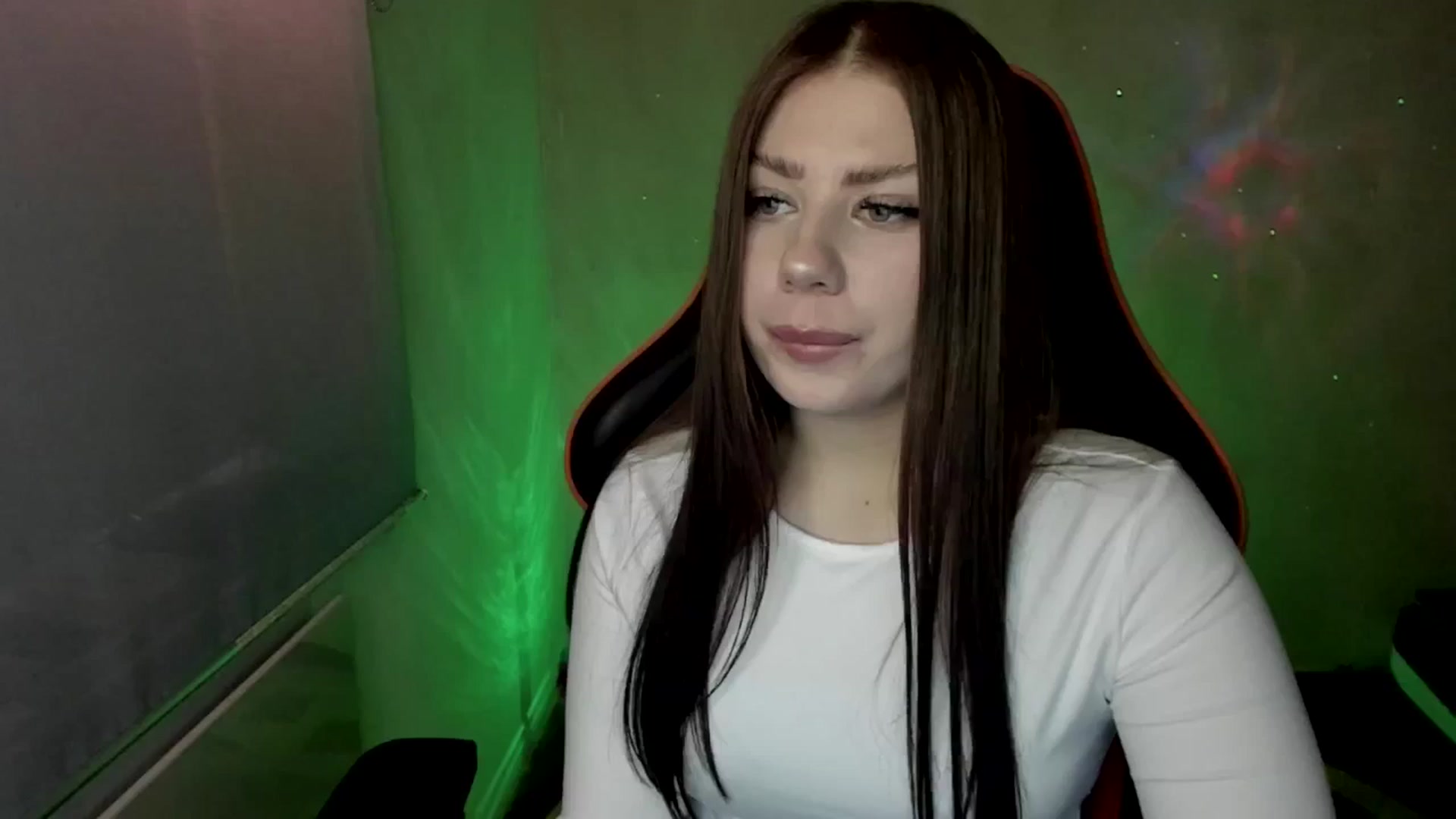 Gallery image thumbnail from FlyingDream's myfreecams stream on, 05/29/2025, 10:41 image 2 of 20