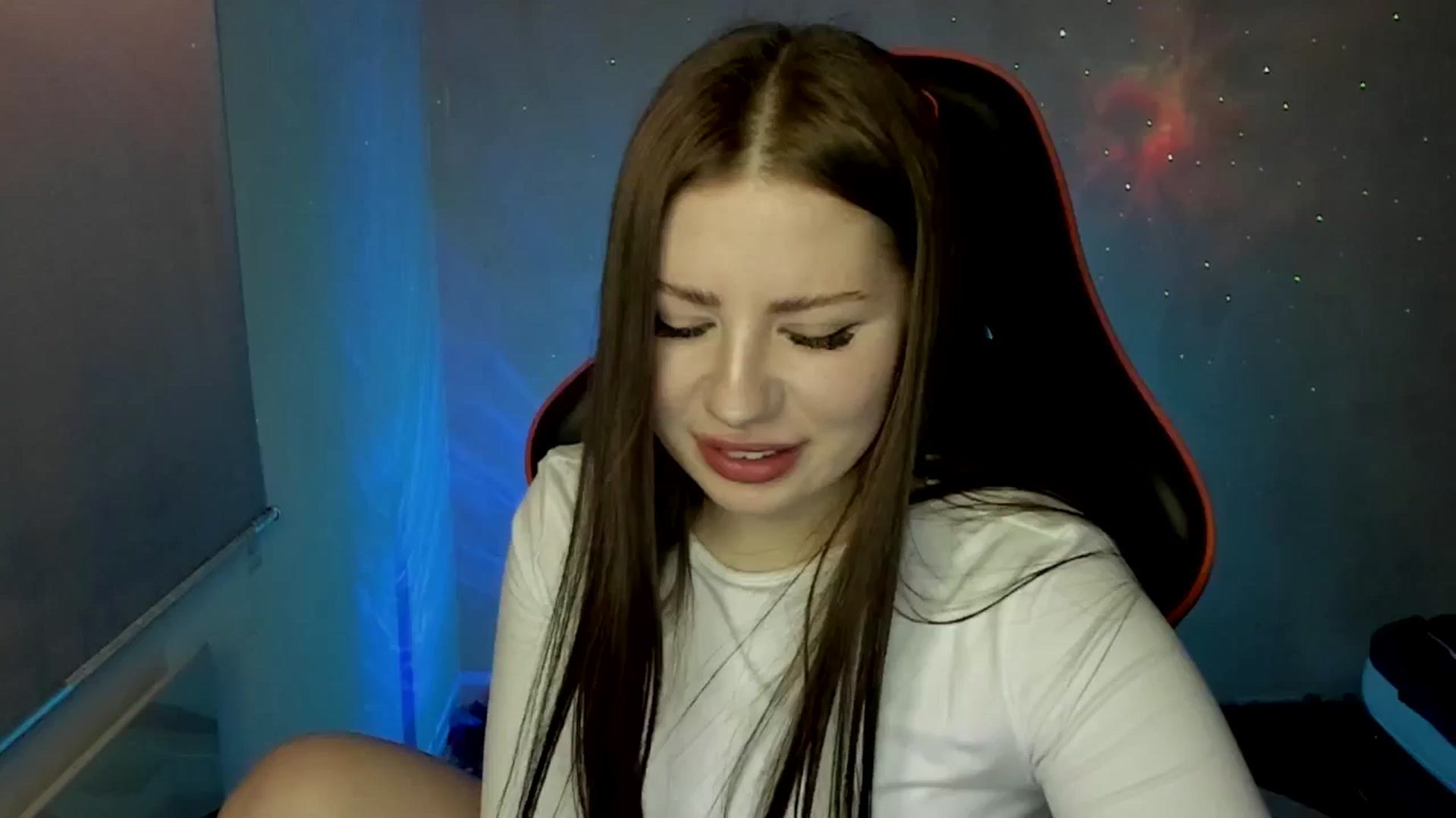 Gallery image thumbnail from FlyingDream's myfreecams stream on, 05/31/2025, 12:42 image 10 of 20